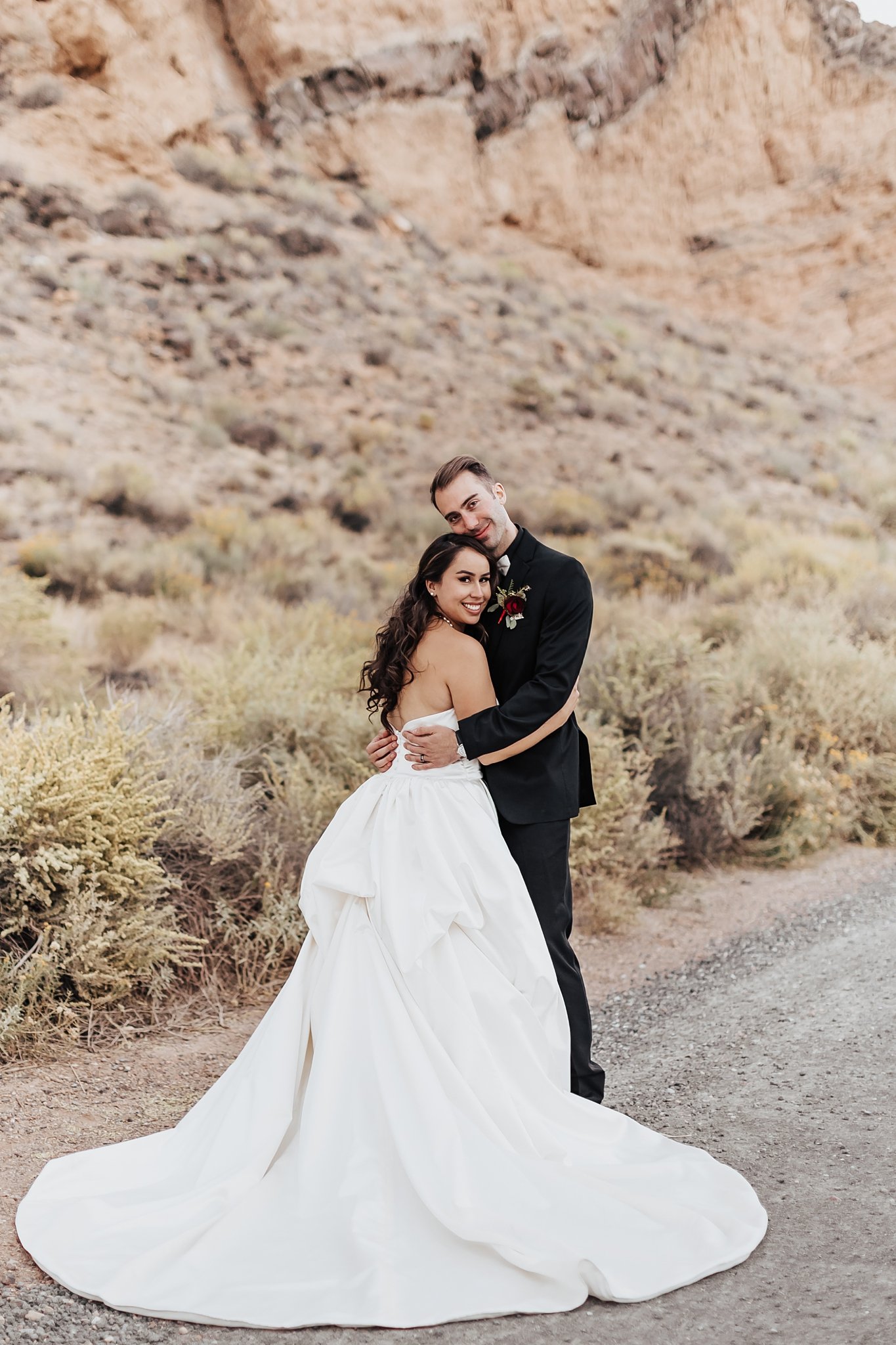 Alicia+lucia+photography+-+albuquerque+wedding+photographer+-+santa+fe+wedding+photography+-+new+mexico+wedding+photographer+-+new+mexico+wedding+-desert+wedding+-+fall+wedding+-+tamaya+wedding_0116.jpg