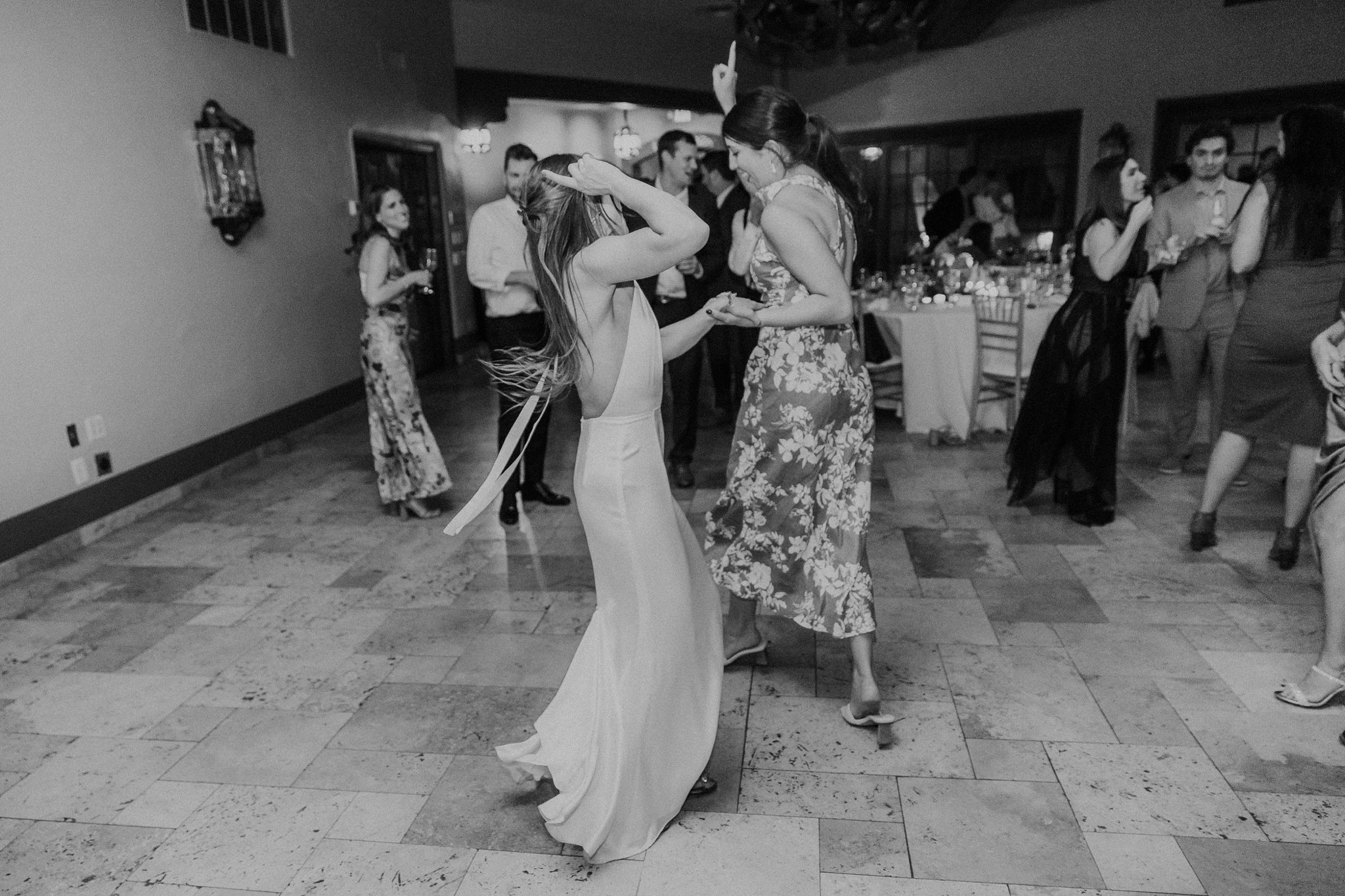 Alicia+lucia+photography+-+albuquerque+wedding+photographer+-+santa+fe+wedding+photography+-+new+mexico+wedding+photographer+-+new+mexico+wedding+-+santa+fe+wedding+-+rainy+wedding+-+colorful+wedding_0123.jpg