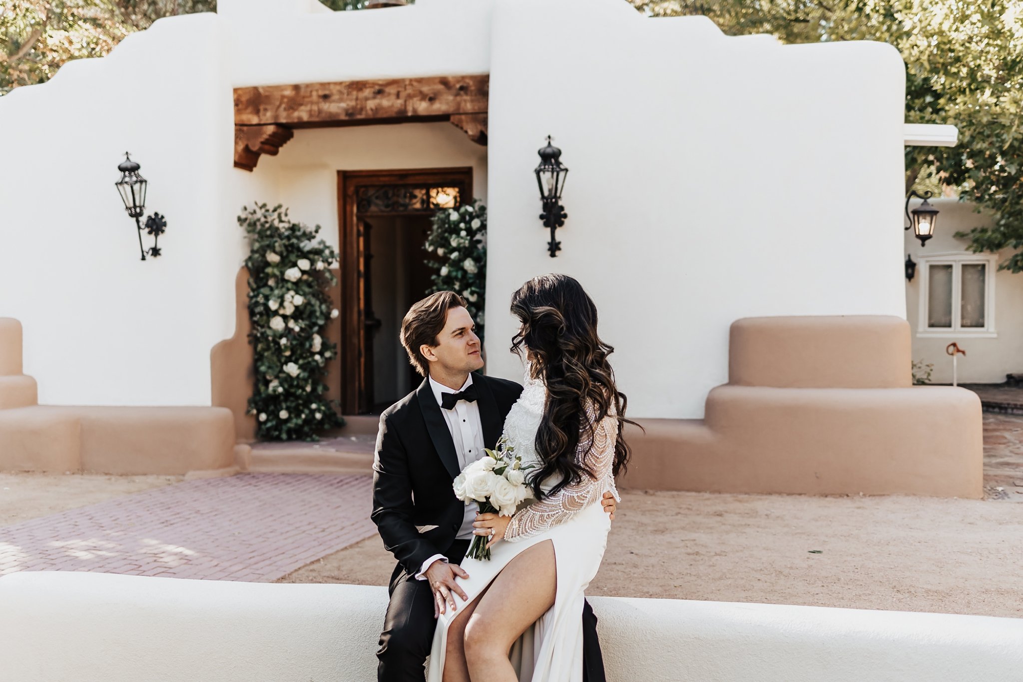 Alicia+lucia+photography+-+albuquerque+wedding+photographer+-+santa+fe+wedding+photography+-+new+mexico+wedding+photographer+-+new+mexico+wedding+-+destination+wedding+-+elegant+wedding+-+modern+wedding_0001.jpg