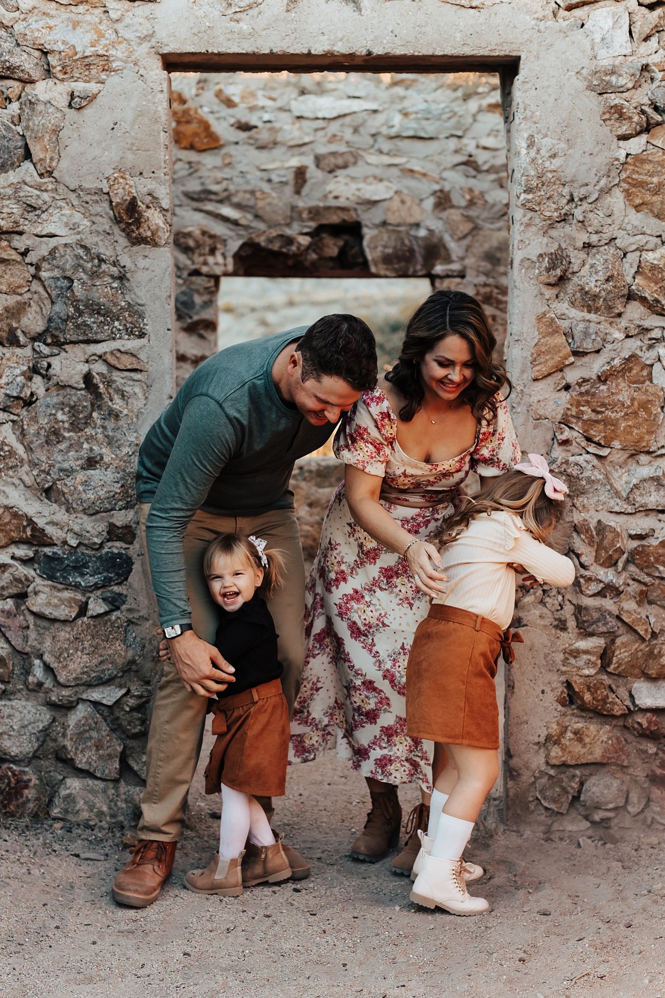 Alicia+lucia+photography+-+albuquerque+wedding+photographer+-+santa+fe+wedding+photography+-+new+mexico+wedding+photographer+-+new+mexico+wedding+-+family+session+-+holiday+photos+-+southwest+photography_0017.jpg