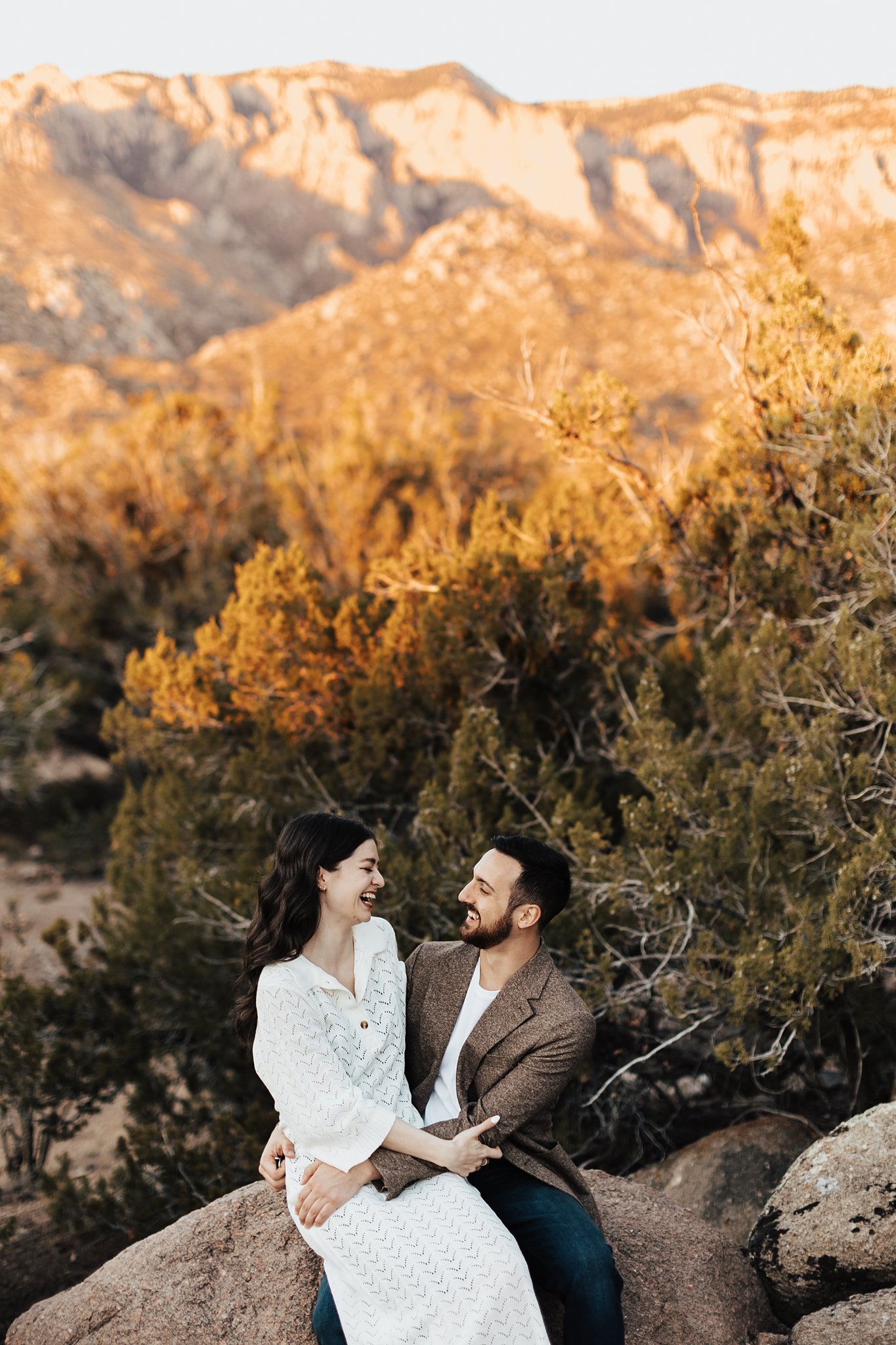 Alicia+lucia+photography+-+albuquerque+wedding+photographer+-+santa+fe+wedding+photography+-+new+mexico+wedding+photographer+-+new+mexico+wedding+-+taos+wedding+-+taos+engagement+-+desert+engagement_0031.jpg