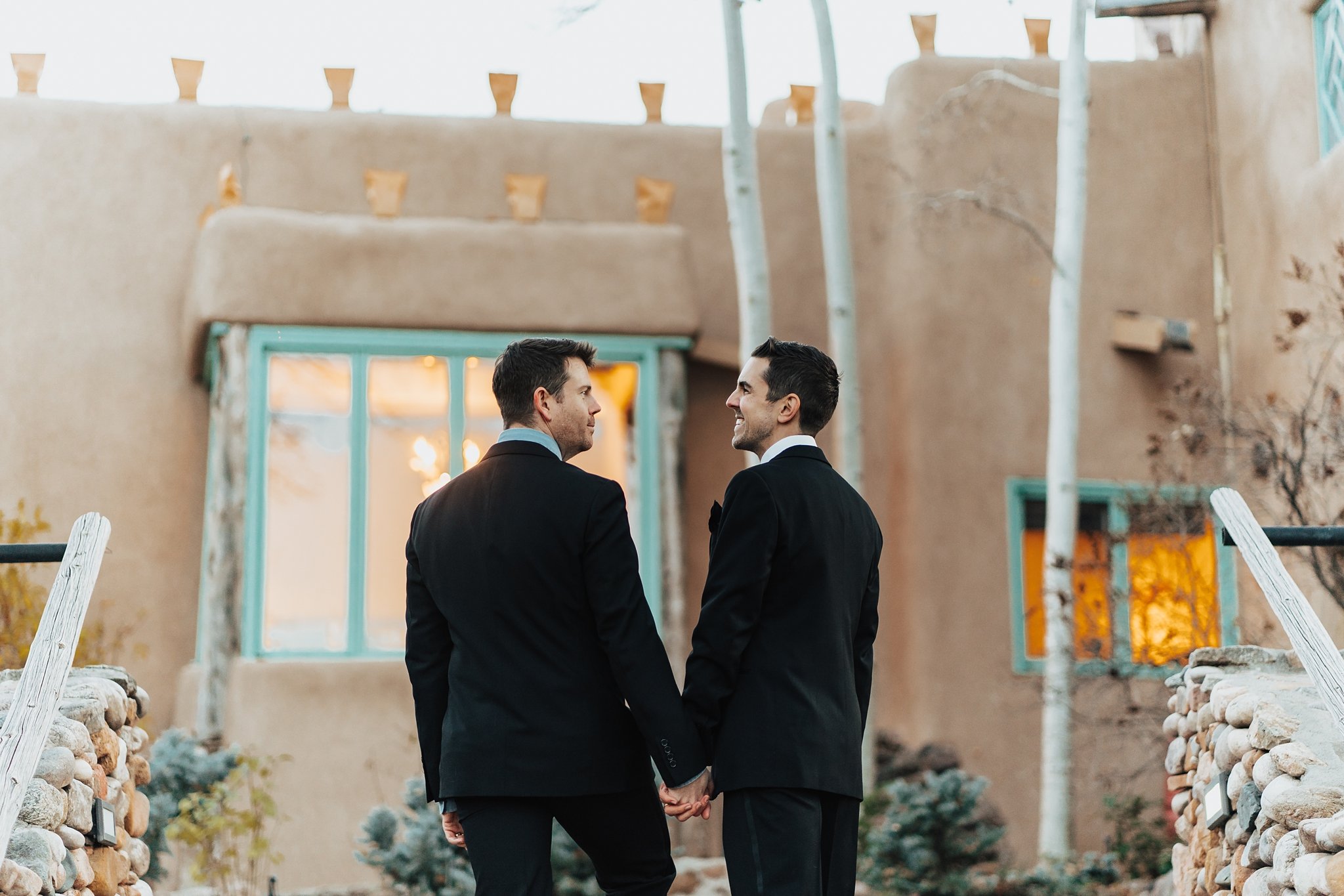 Alicia+lucia+photography+-+albuquerque+wedding+photographer+-+santa+fe+wedding+photography+-+new+mexico+wedding+photographer+-+new+mexico+wedding+-+inn+of+the+turquoise+bear+-+destination+wedding+-+southwest+wedding_0048.jpg