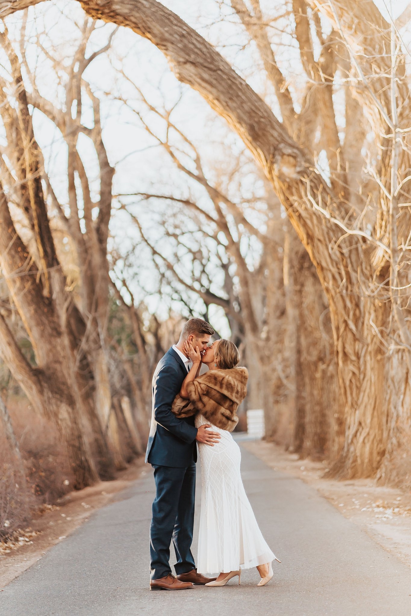 Alicia+lucia+photography+-+albuquerque+wedding+photographer+-+santa+fe+wedding+photography+-+new+mexico+wedding+photographer+-+new+mexico+wedding+-+winter+engagement+-+winter+wedding+-+destination+wedding_0036.jpg