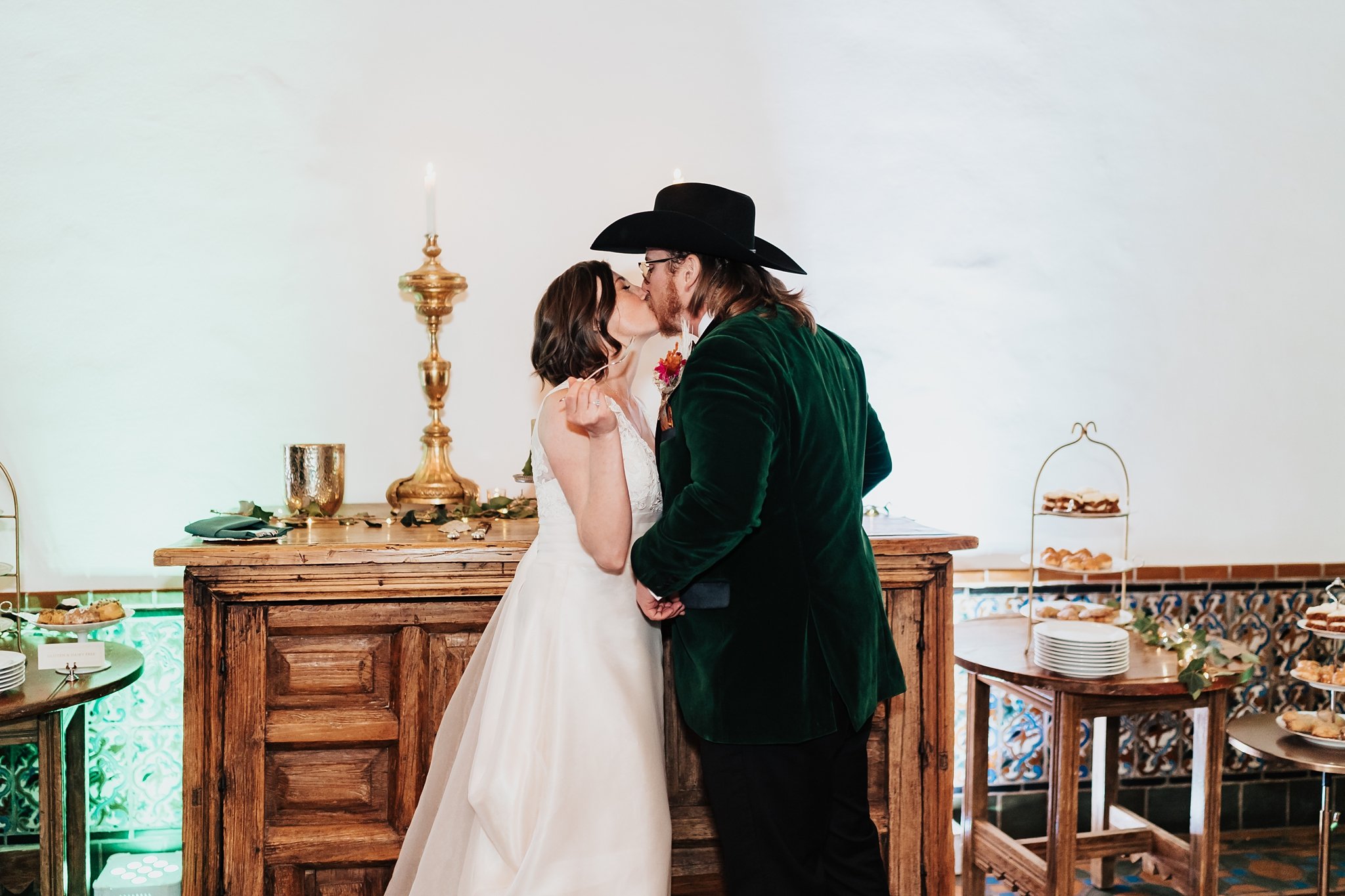 Alicia+lucia+photography+-+albuquerque+wedding+photographer+-+santa+fe+wedding+photography+-+new+mexico+wedding+photographer+-+new+mexico+wedding+-+los+poblanos+-+fall+wedding+-+destination+wedding_0120.jpg