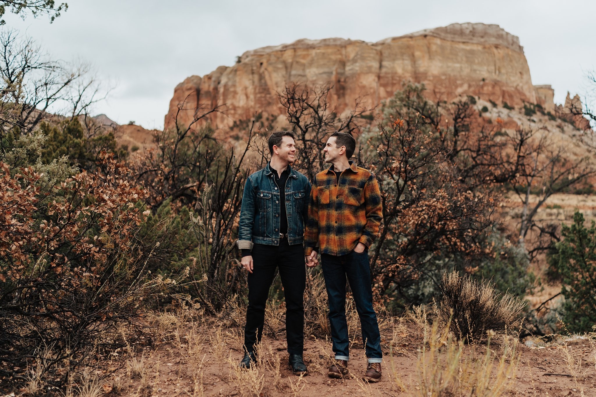 Alicia+lucia+photography+-+albuquerque+wedding+photographer+-+santa+fe+wedding+photography+-+new+mexico+wedding+photographer+-+new+mexico+wedding+-+ghost+ranch+-+ghost+ranch+wedding+-+southwest+wedding_0005.jpg