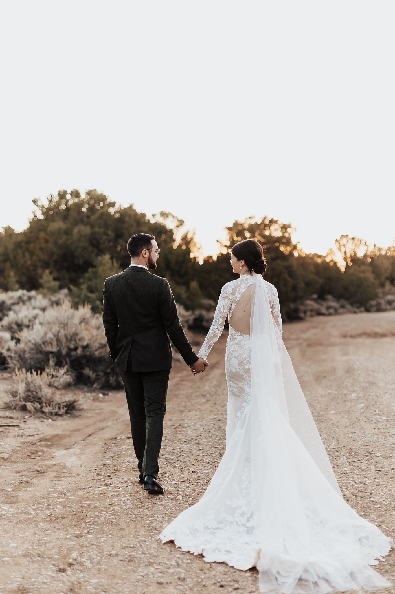 Alicia+lucia+photography+-+albuquerque+wedding+photographer+-+santa+fe+wedding+photography+-+new+mexico+wedding+photographer+-+new+mexico+wedding+-+taos+wedding+-+stakeout+taos+wedding+-+stakeout+wedding_0109.jpg