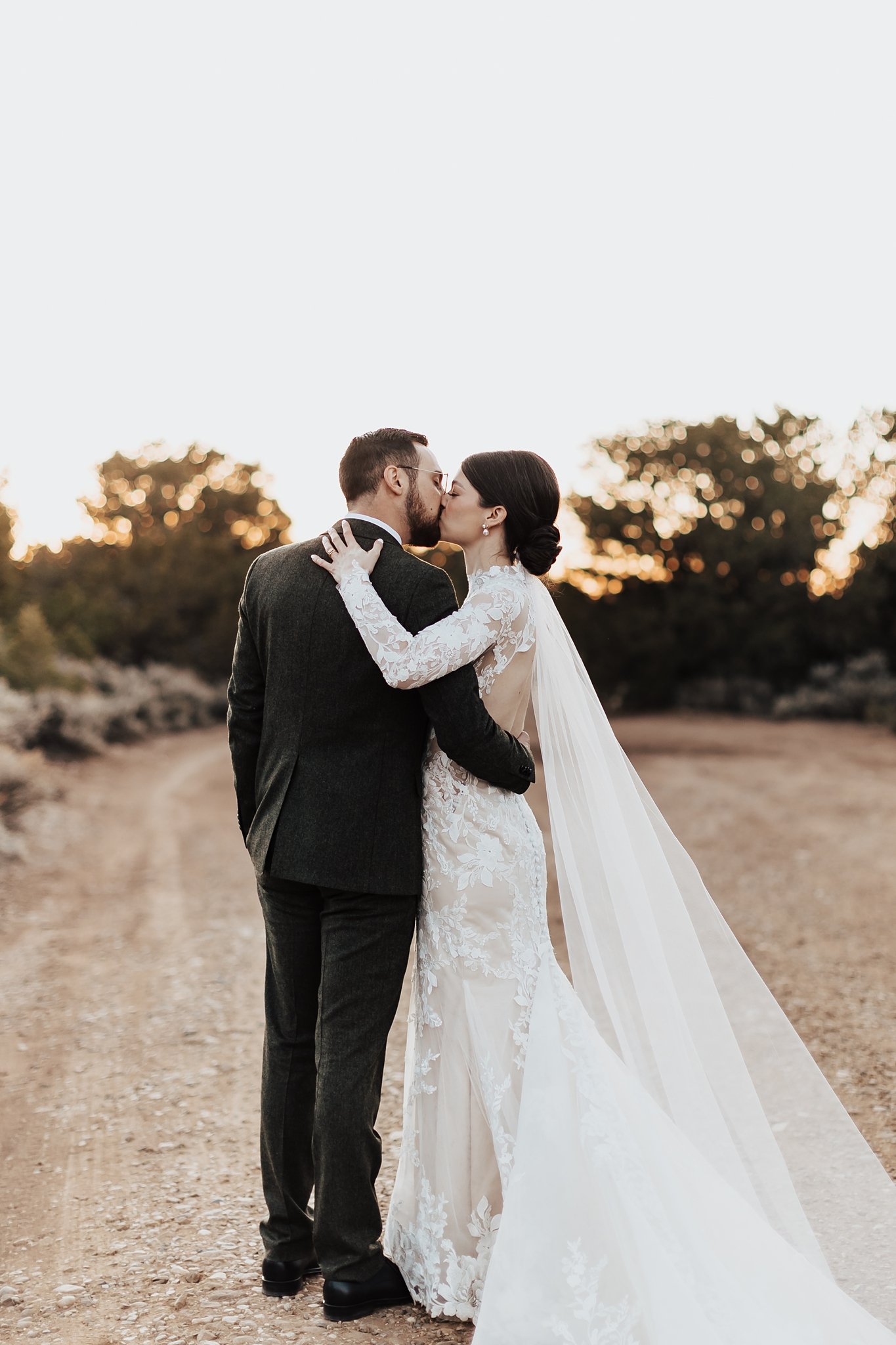 Alicia+lucia+photography+-+albuquerque+wedding+photographer+-+santa+fe+wedding+photography+-+new+mexico+wedding+photographer+-+new+mexico+wedding+-+taos+wedding+-+stakeout+taos+wedding+-+stakeout+wedding_0113.jpg