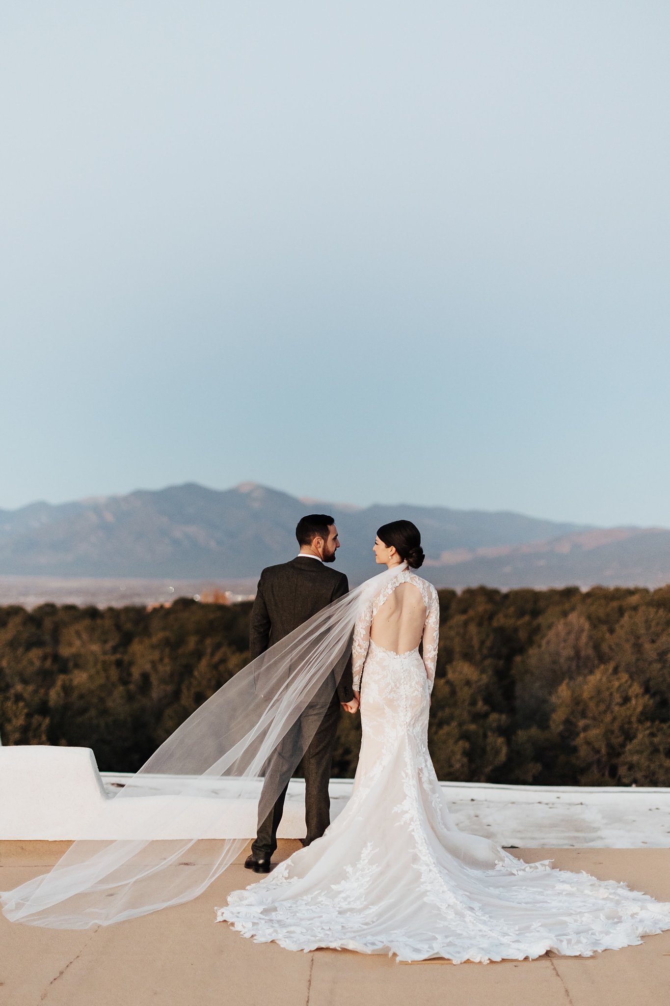 Alicia+lucia+photography+-+albuquerque+wedding+photographer+-+santa+fe+wedding+photography+-+new+mexico+wedding+photographer+-+new+mexico+wedding+-+taos+wedding+-+taos+elopement+-+taos+ski+vally+-+colorado+wedding_0009.jpg