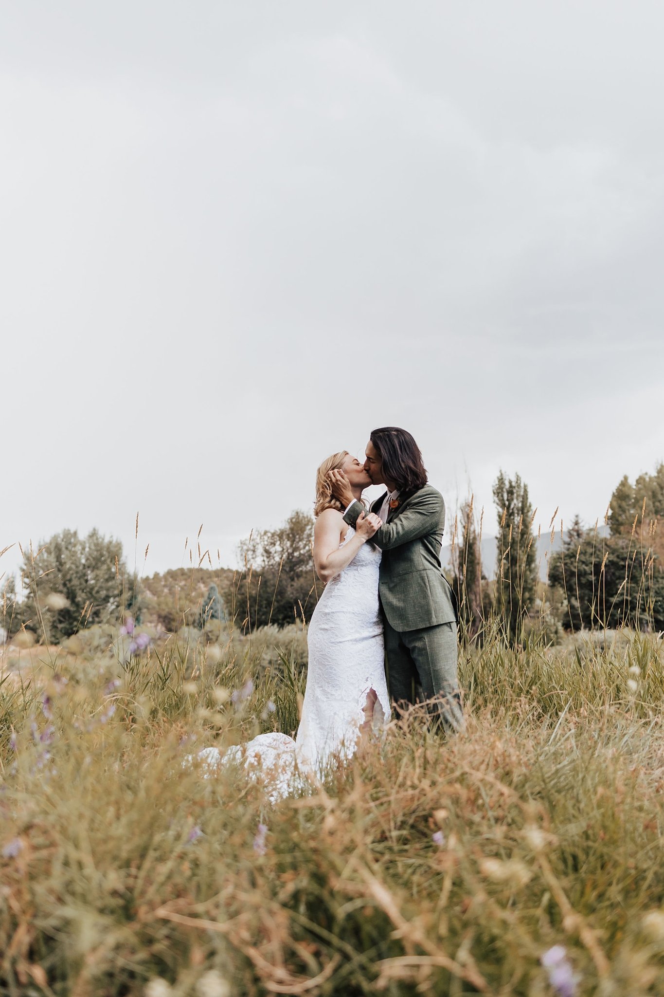 Alicia+lucia+photography+-+albuquerque+wedding+photographer+-+santa+fe+wedding+photography+-+new+mexico+wedding+photographer+-+new+mexico+wedding+-+taos+wedding+-+taos+elopement+-+taos+ski+vally+-+colorado+wedding_0035.jpg