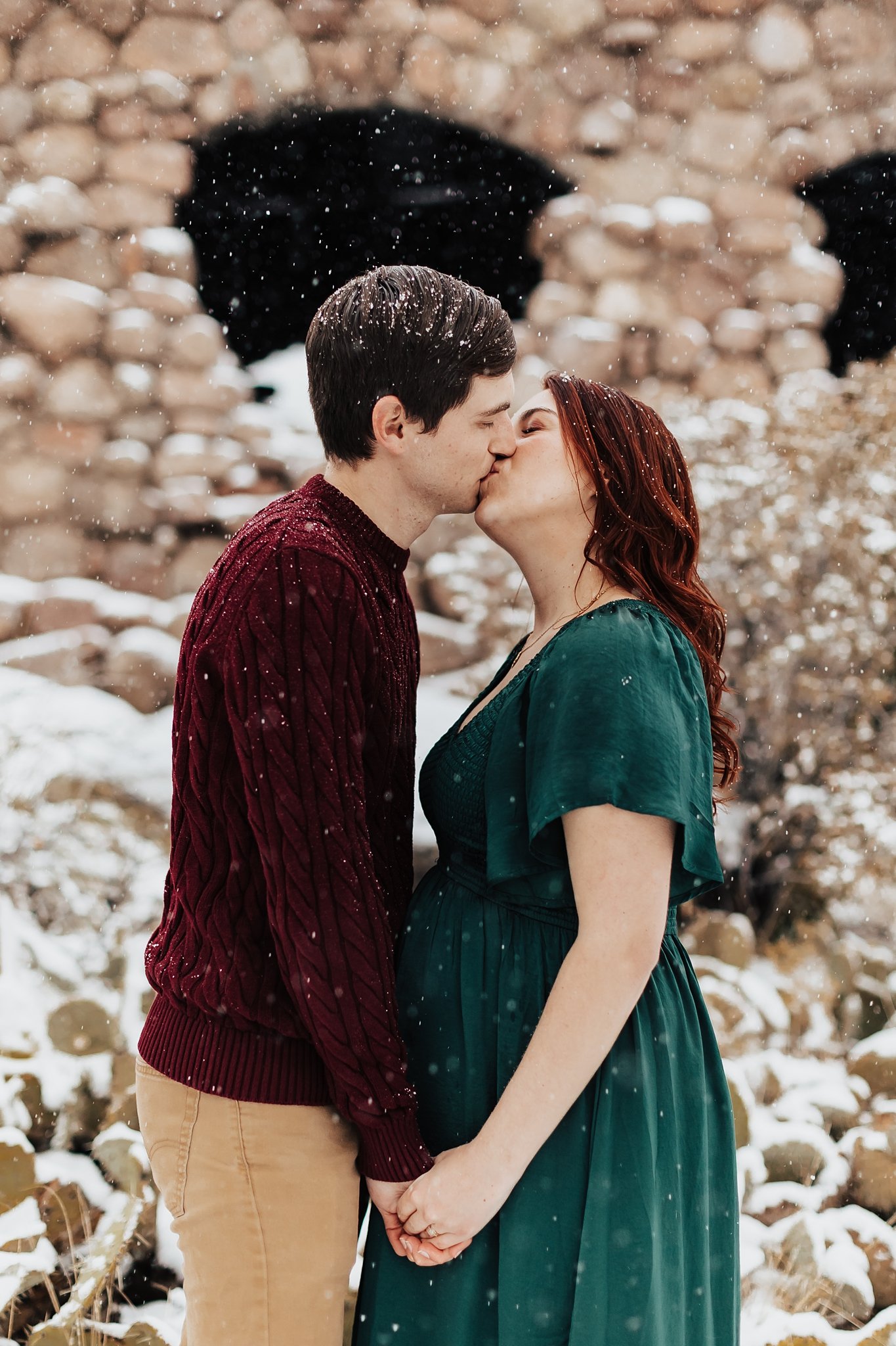 Alicia+lucia+photography+-+albuquerque+wedding+photographer+-+santa+fe+wedding+photography+-+new+mexico+wedding+photographer+-+new+mexico+wedding+-+taos+maternity+-+winter+maternity+-+colorad+maternity_0005.jpg