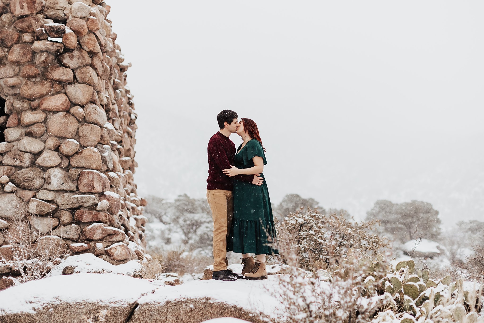 Alicia+lucia+photography+-+albuquerque+wedding+photographer+-+santa+fe+wedding+photography+-+new+mexico+wedding+photographer+-+new+mexico+wedding+-+taos+maternity+-+winter+maternity+-+colorad+maternity_0022.jpg