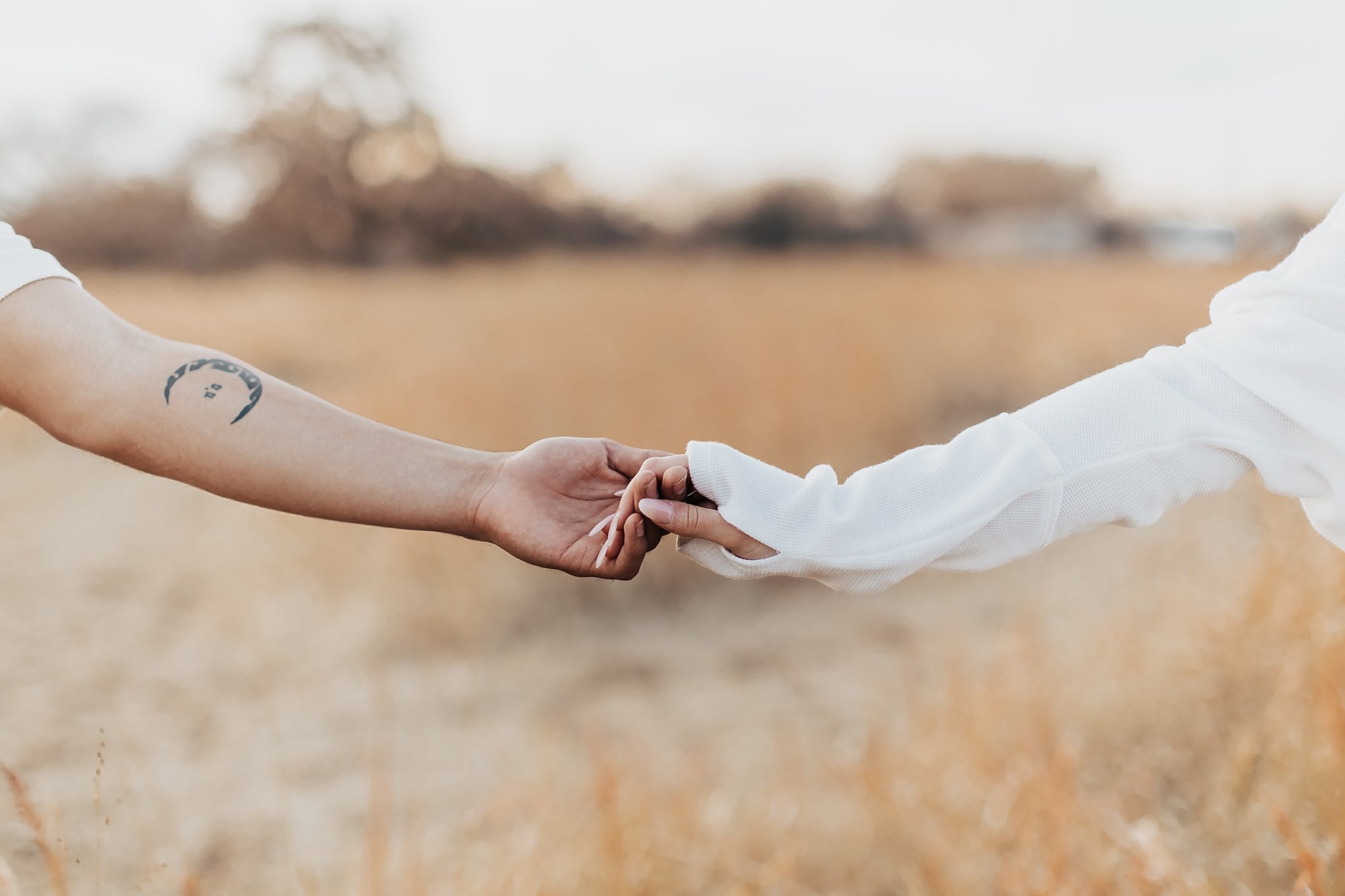 Alicia+lucia+photography+-+albuquerque+wedding+photographer+-+santa+fe+wedding+photography+-+new+mexico+wedding+photographer+-+new+mexico+wedding+-+desert+engagement+-+mountain+engagement+-+southwest+engagement_0027.jpg