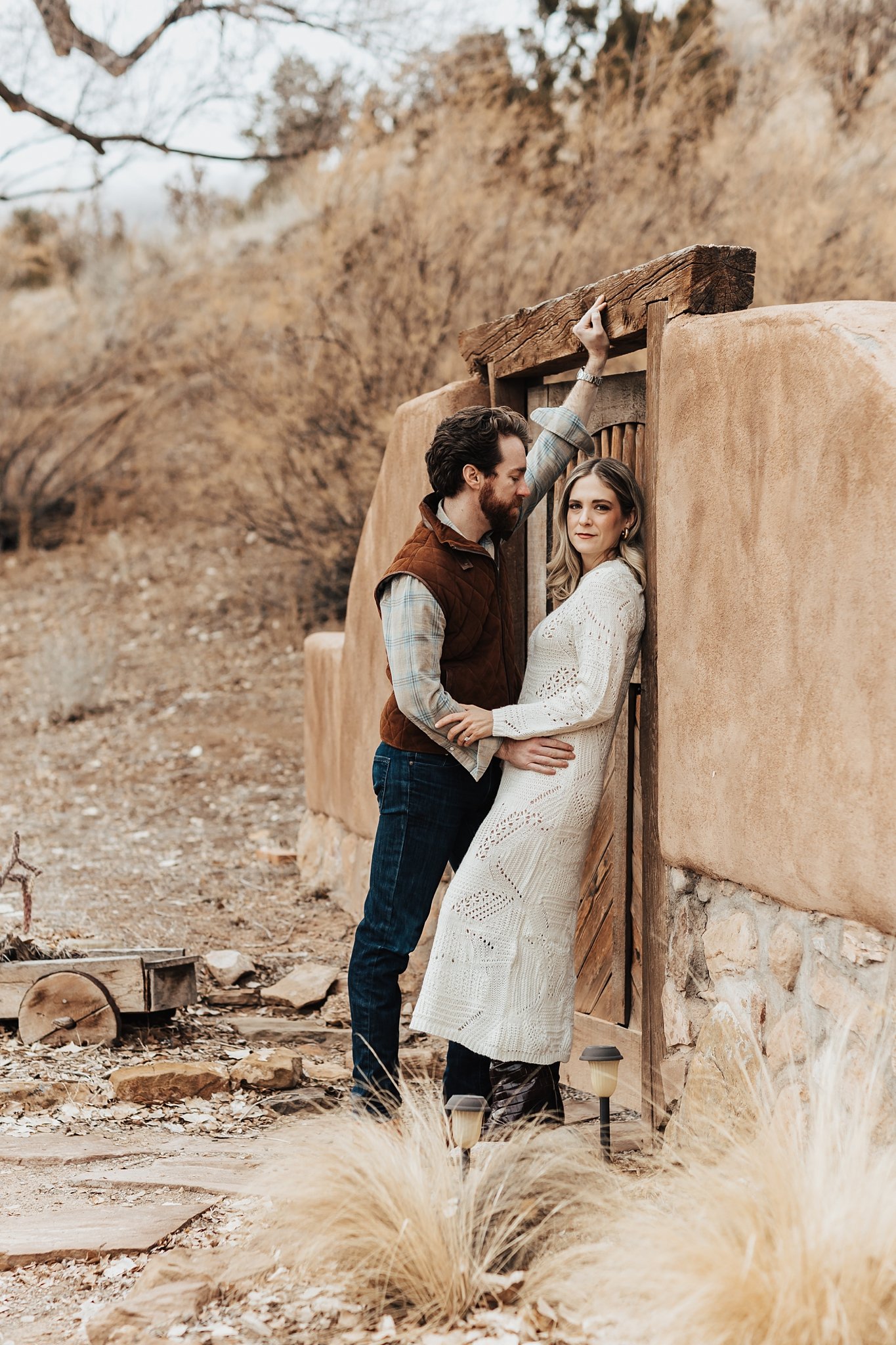 Alicia+lucia+photography+-+albuquerque+wedding+photographer+-+santa+fe+wedding+photography+-+new+mexico+wedding+photographer+-+new+mexico+wedding+-+southwest+engagement+-+ghost+ranch+engagement+-+ghost+ranch+wedding_0031.jpg