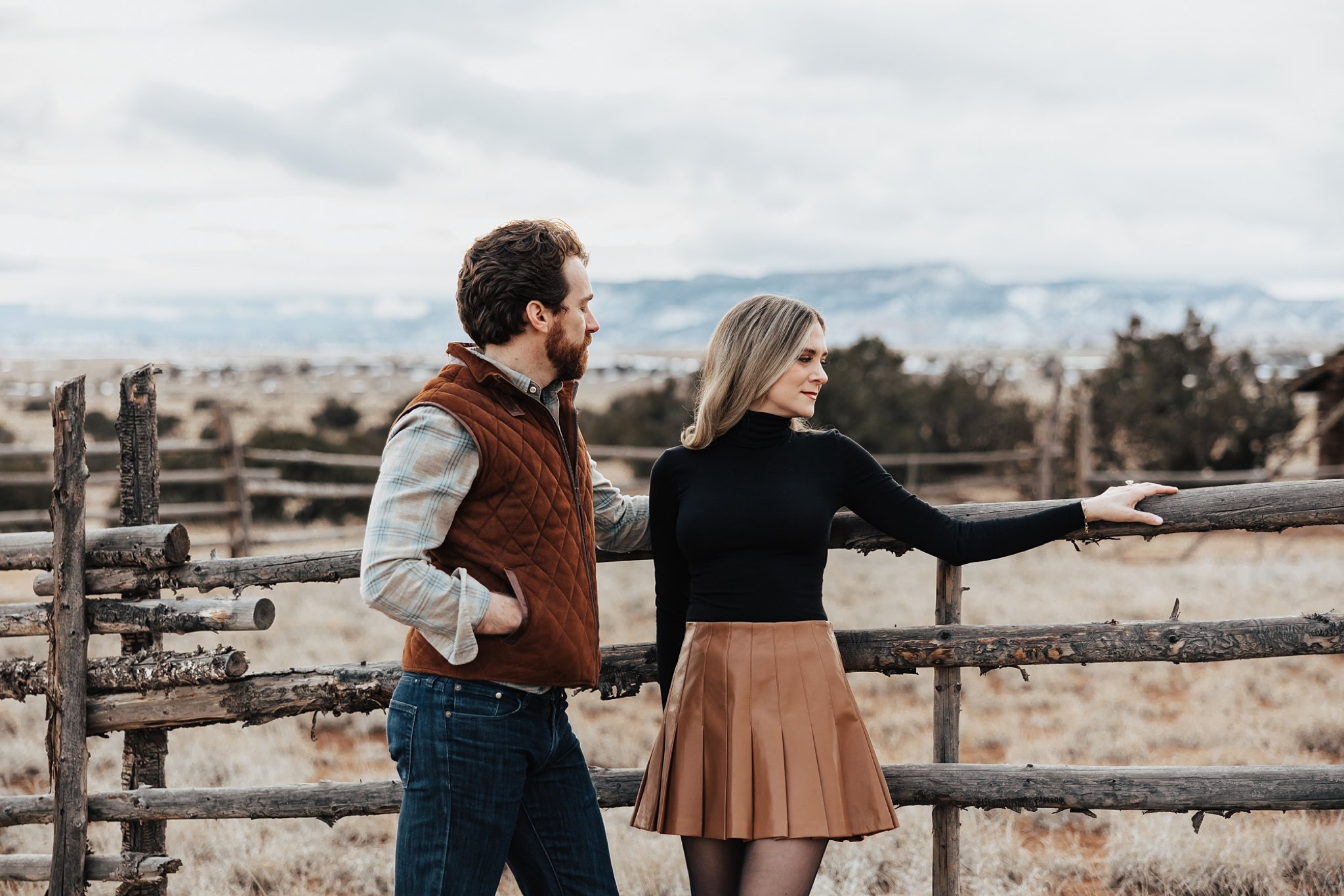 Alicia+lucia+photography+-+albuquerque+wedding+photographer+-+santa+fe+wedding+photography+-+new+mexico+wedding+photographer+-+new+mexico+wedding+-+southwest+engagement+-+ghost+ranch+engagement+-+ghost+ranch+wedding_0052.jpg