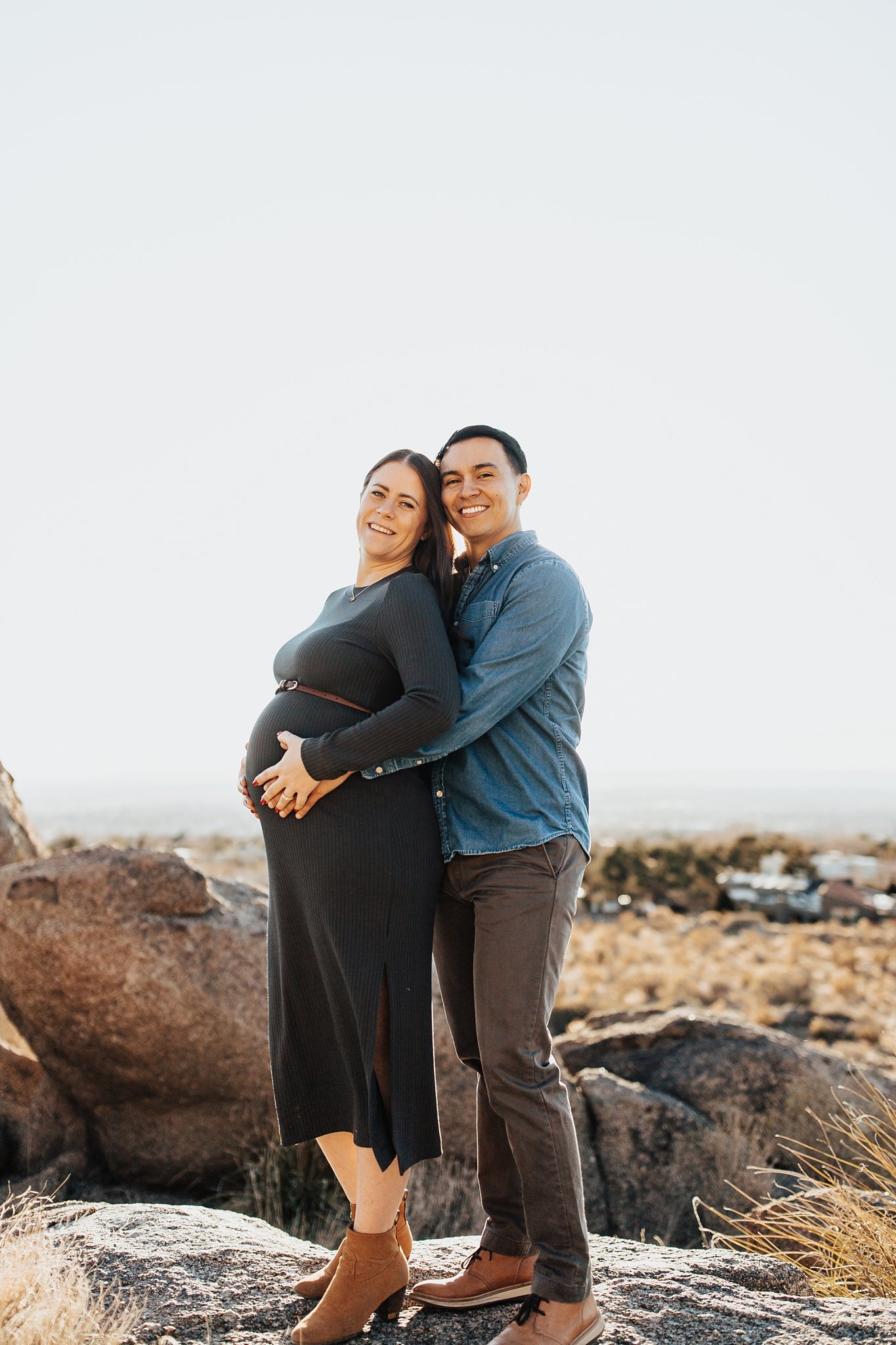 Alicia+lucia+photography+-+albuquerque+wedding+photographer+-+santa+fe+wedding+photography+-+new+mexico+wedding+photographer+-+new+mexico+wedding+-+desert+maternity+-+maternity+session+-+southwest+maternity_0011.jpg