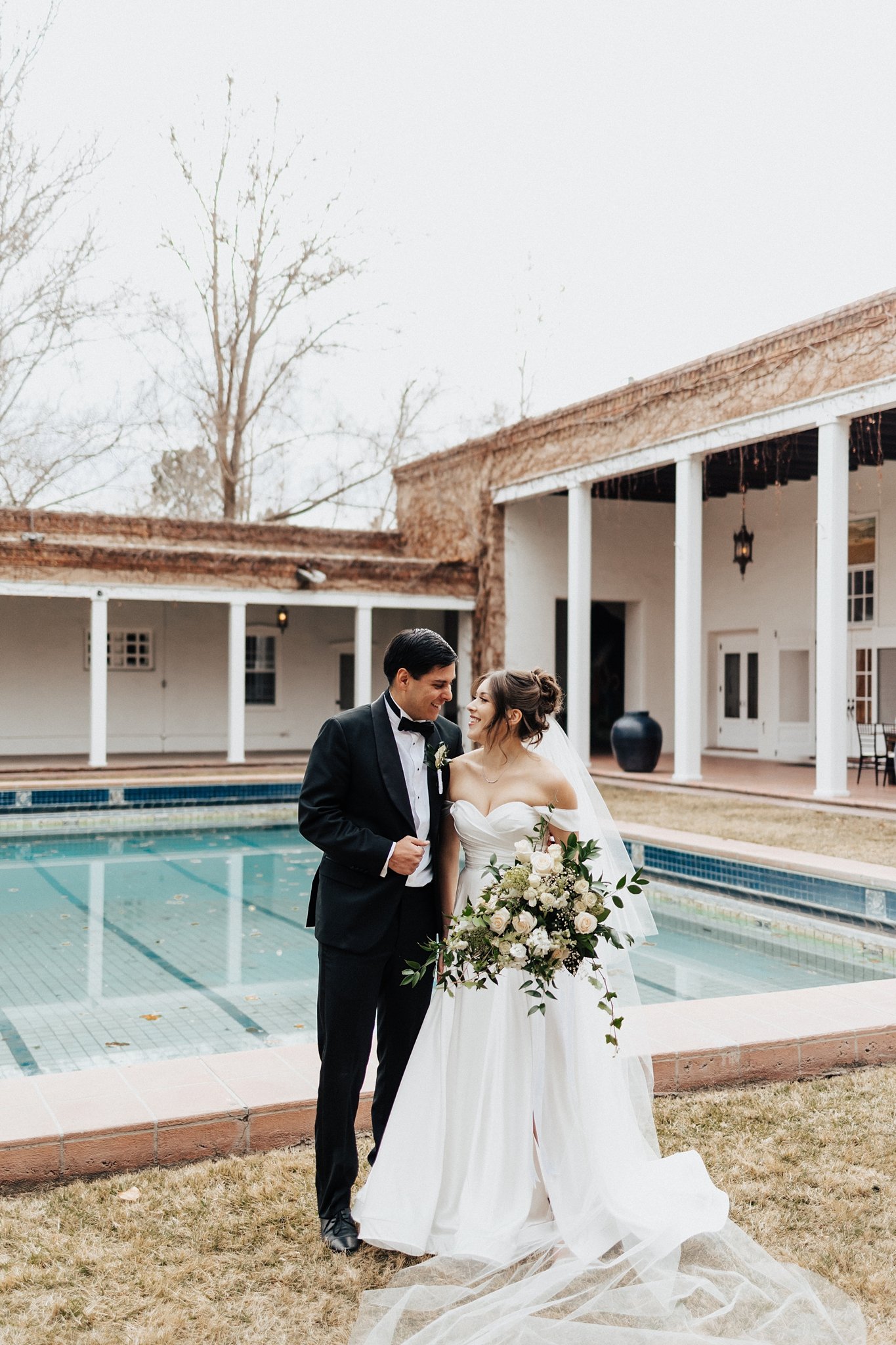 Alicia+lucia+photography+-+albuquerque+wedding+photographer+-+santa+fe+wedding+photography+-+new+mexico+wedding+photographer+-+new+mexico+wedding+-+los+poblanos+-+los+poblanos+wedding+-+destination+wedding_0103.jpg