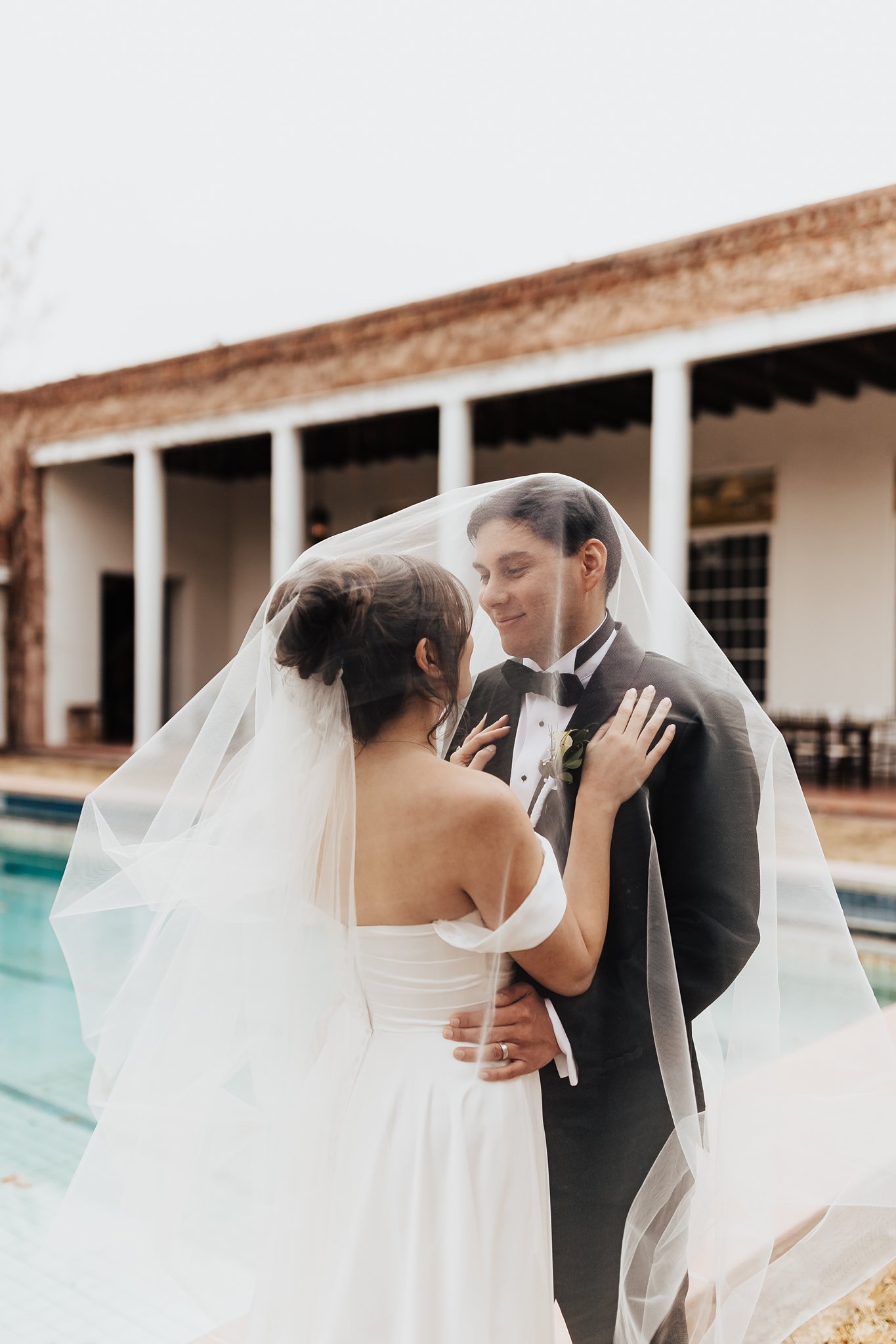 Alicia+lucia+photography+-+albuquerque+wedding+photographer+-+santa+fe+wedding+photography+-+new+mexico+wedding+photographer+-+new+mexico+wedding+-+los+poblanos+-+los+poblanos+wedding+-+destination+wedding_0108.jpg