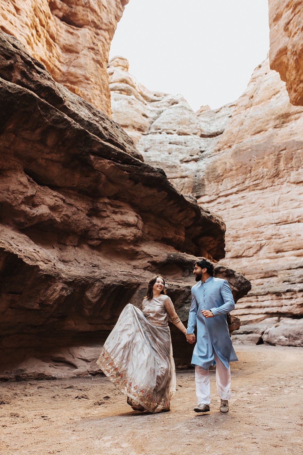 Alicia+lucia+photography+-+albuquerque+wedding+photographer+-+santa+fe+wedding+photography+-+new+mexico+wedding+photographer+-+new+mexico+wedding+-+desert+engagement+-+desert+wedding+-+canyon+engagement_0080.jpg