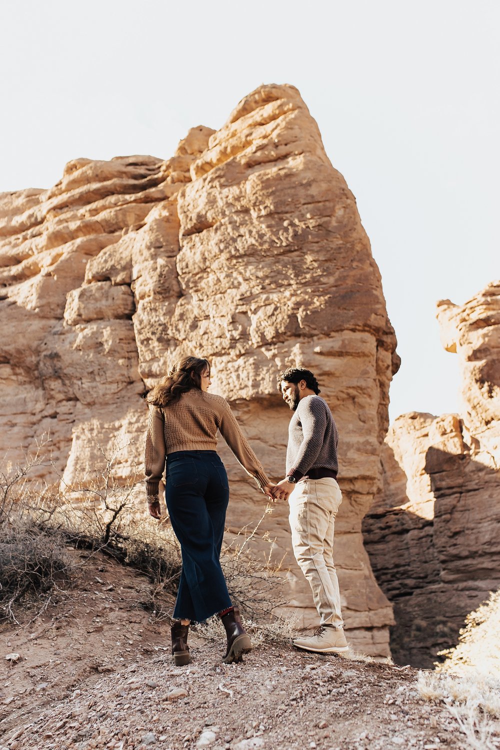 Alicia+lucia+photography+-+albuquerque+wedding+photographer+-+santa+fe+wedding+photography+-+new+mexico+wedding+photographer+-+new+mexico+wedding+-+desert+engagement+-+desert+wedding+-+canyon+engagement_0083.jpg