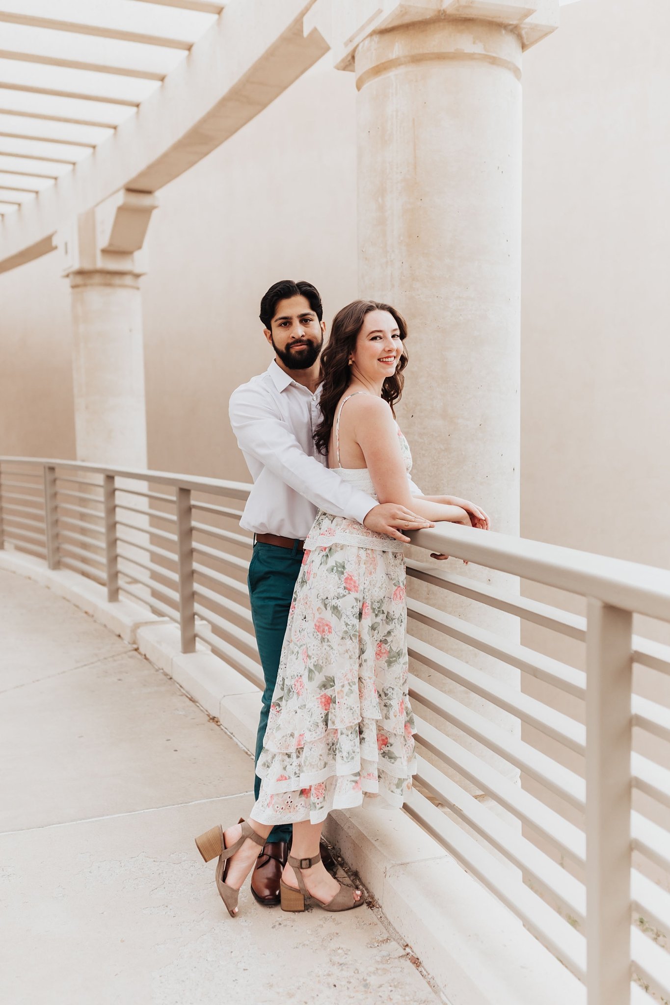 Alicia+lucia+photography+-+albuquerque+wedding+photographer+-+santa+fe+wedding+photography+-+new+mexico+wedding+photographer+-+new+mexico+wedding+-+desert+engagement+-+engagement+style+-+destination+wedding_0002.jpg