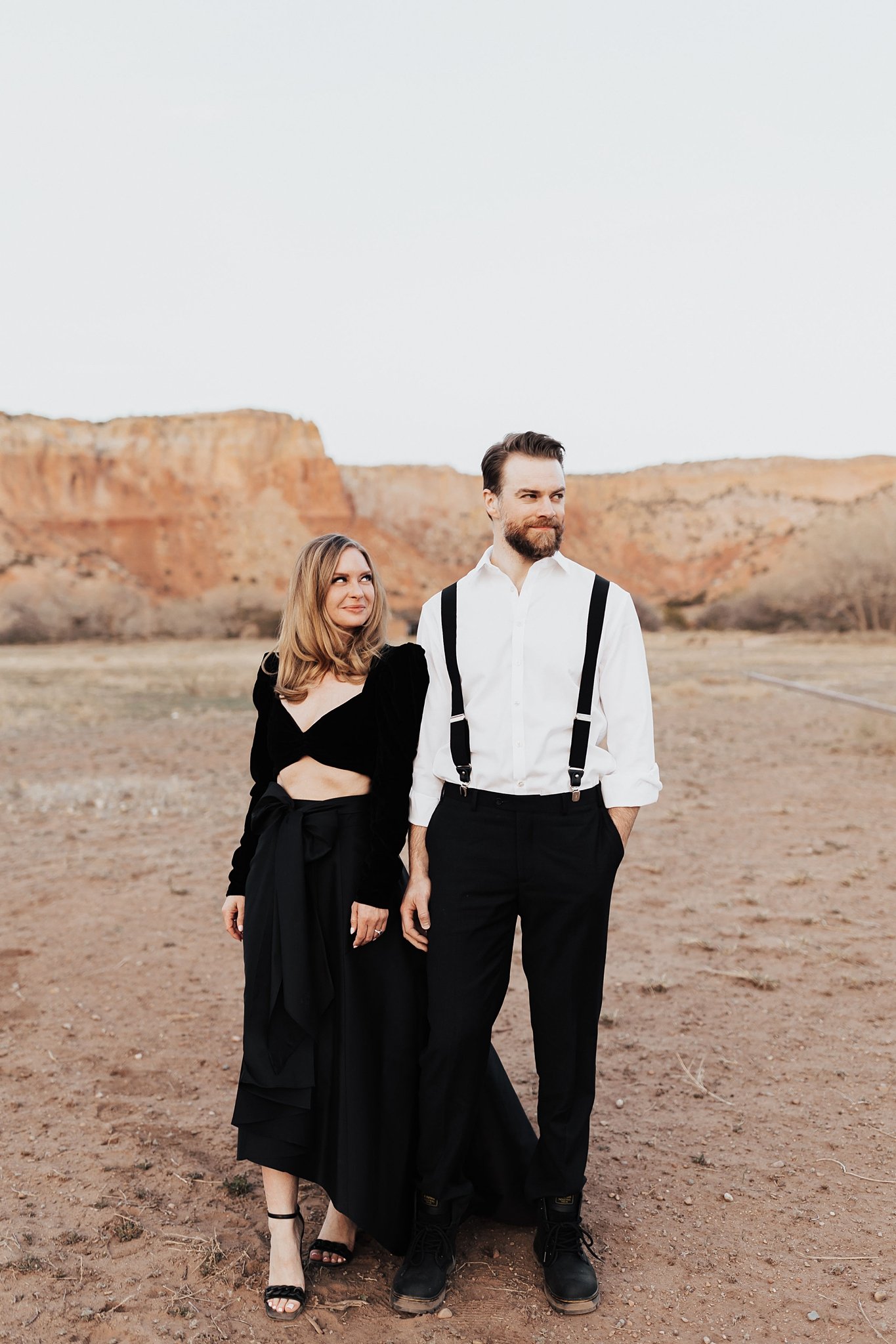 Alicia+lucia+photography+-+albuquerque+wedding+photographer+-+santa+fe+wedding+photography+-+new+mexico+wedding+photographer+-+new+mexico+wedding+-+desert+engagement+-+engagement+style+-+destination+wedding_0145.jpg