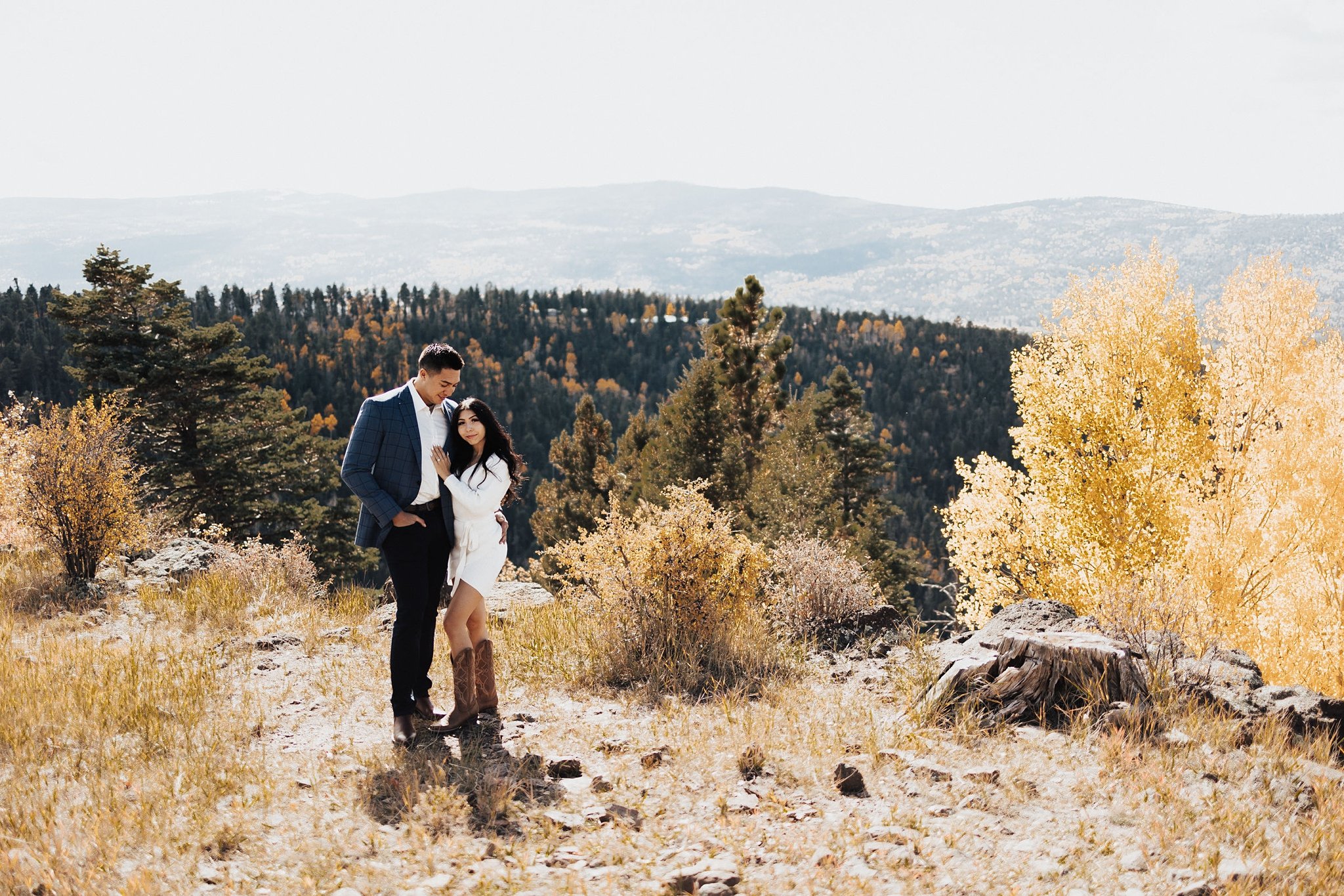 Alicia+lucia+photography+-+albuquerque+wedding+photographer+-+santa+fe+wedding+photography+-+new+mexico+wedding+photographer+-+new+mexico+wedding+-+desert+engagement+-+engagement+style+-+destination+wedding_0150.jpg