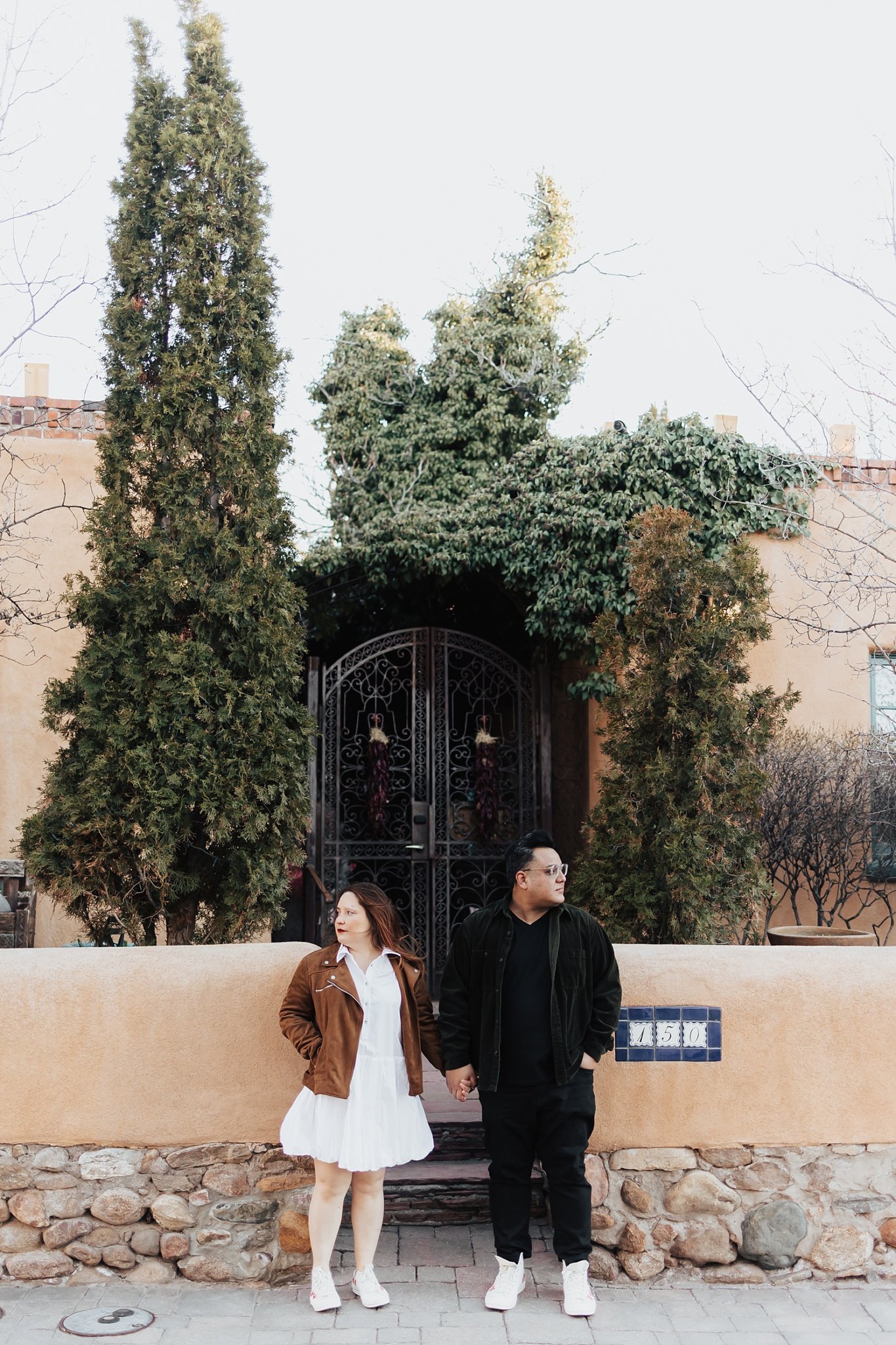 Alicia+lucia+photography+-+albuquerque+wedding+photographer+-+santa+fe+wedding+photography+-+new+mexico+wedding+photographer+-+new+mexico+wedding+-+desert+engagement+-+engagement+style+-+destination+wedding_0160.jpg