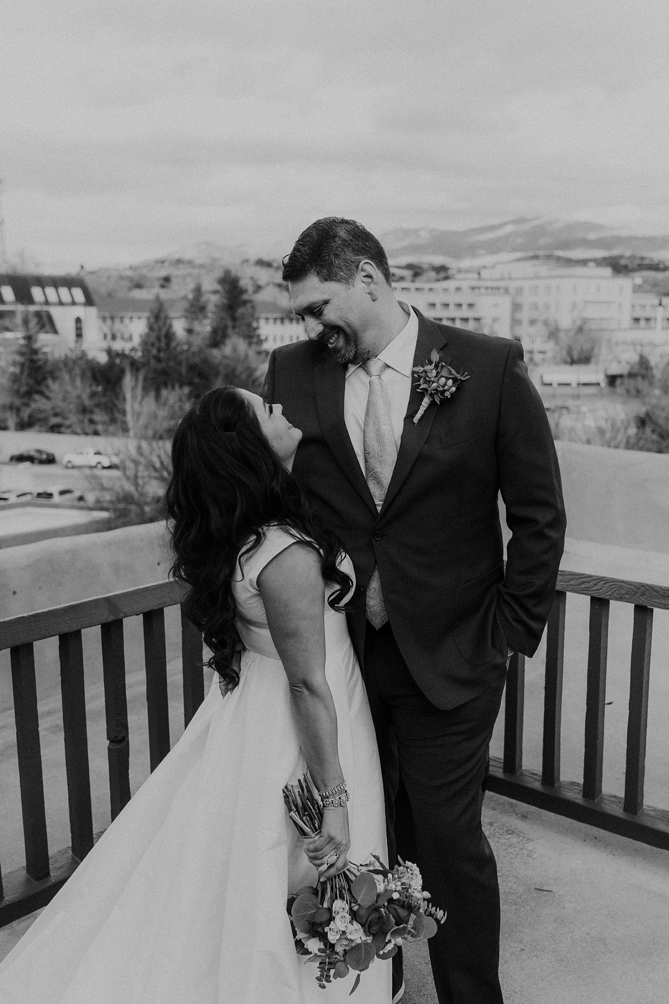 Alicia+lucia+photography+-+albuquerque+wedding+photographer+-+santa+fe+wedding+photography+-+new+mexico+wedding+photographer+-+new+mexico+wedding+-+loretto+wedding+-+santa+fe+wedding+-+destination+wedding_0043.jpg