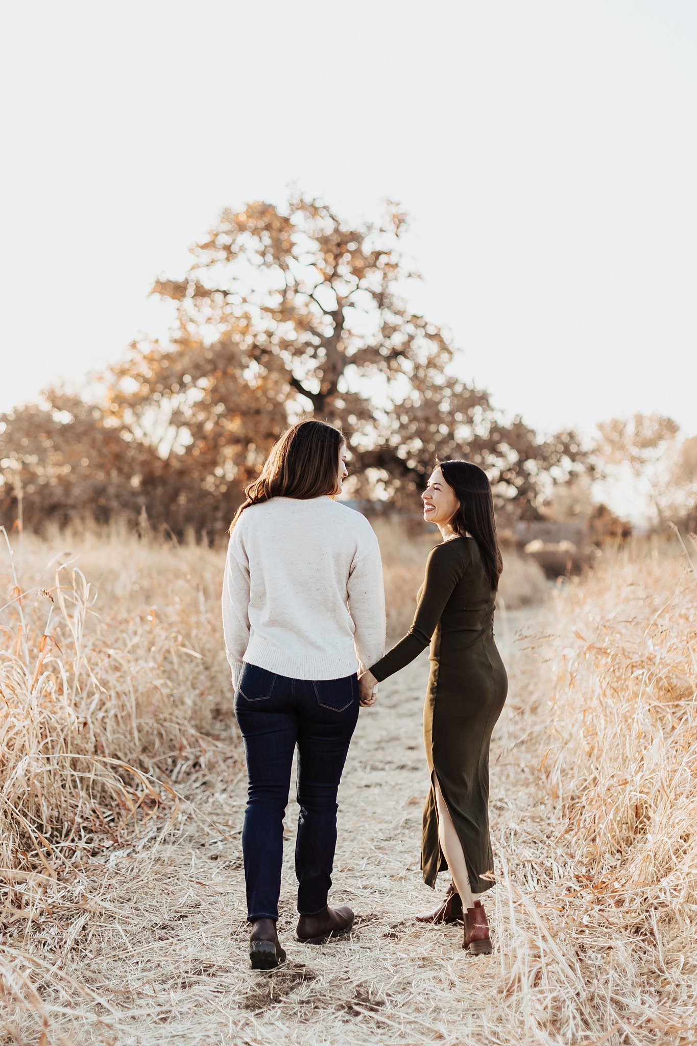 Alicia+lucia+photography+-+albuquerque+wedding+photographer+-+santa+fe+wedding+photography+-+new+mexico+wedding+photographer+-+new+mexico+wedding+-+desert+engagement+-+southwest+wedding+-+southwest+engagement_0014.jpg