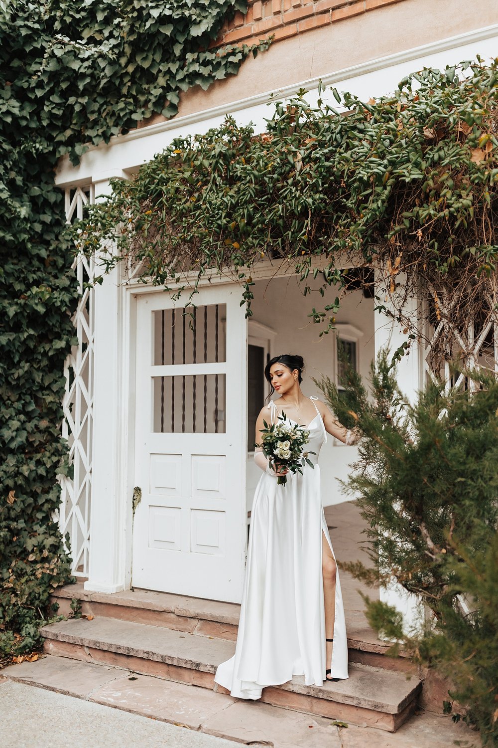 Alicia+lucia+photography+-+albuquerque+wedding+photographer+-+santa+fe+wedding+photography+-+new+mexico+wedding+photographer+-+new+mexico+wedding+-+garden+bridals+-+los+poblanos+-+los+poblanos+wedding_0080.jpg