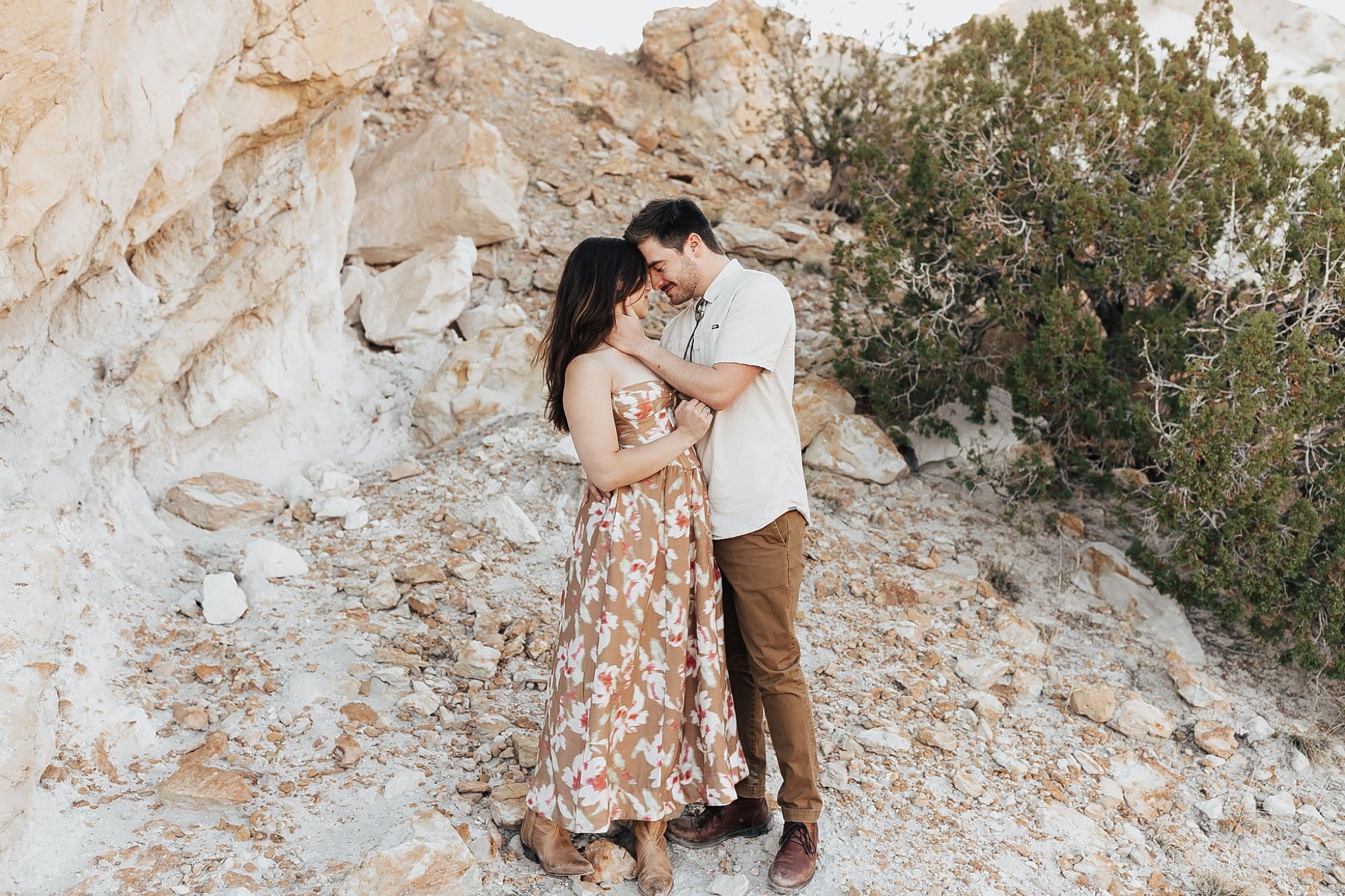 Alicia+lucia+photography+-+albuquerque+wedding+photographer+-+santa+fe+wedding+photography+-+new+mexico+wedding+photographer+-+new+mexico+wedding+-+spring+engagement+-+southwest+engagement+-+destination+engagement_0062.jpg