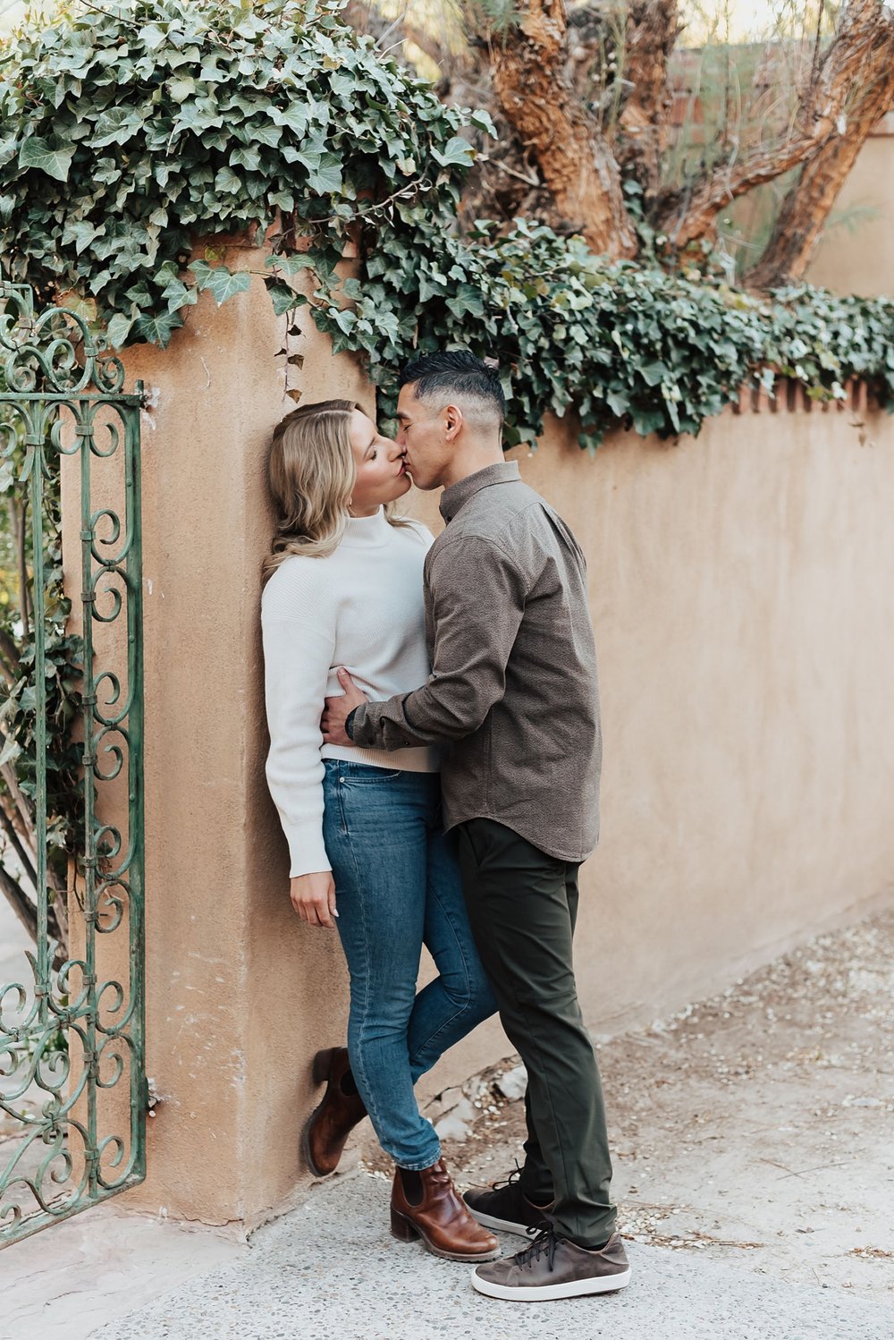 Alicia+lucia+photography+-+albuquerque+wedding+photographer+-+santa+fe+wedding+photography+-+new+mexico+wedding+photographer+-+new+mexico+wedding+-+spring+engagement+-+southwest+engagement+-+destination+engagement_0111.jpg