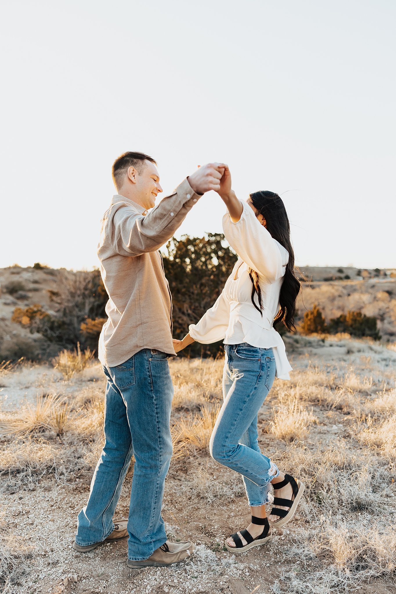 Alicia+lucia+photography+-+albuquerque+wedding+photographer+-+santa+fe+wedding+photography+-+new+mexico+wedding+photographer+-+new+mexico+wedding+-+desert+engagement+-+mountain+engagement+-+southwest+engagement_0025.jpg