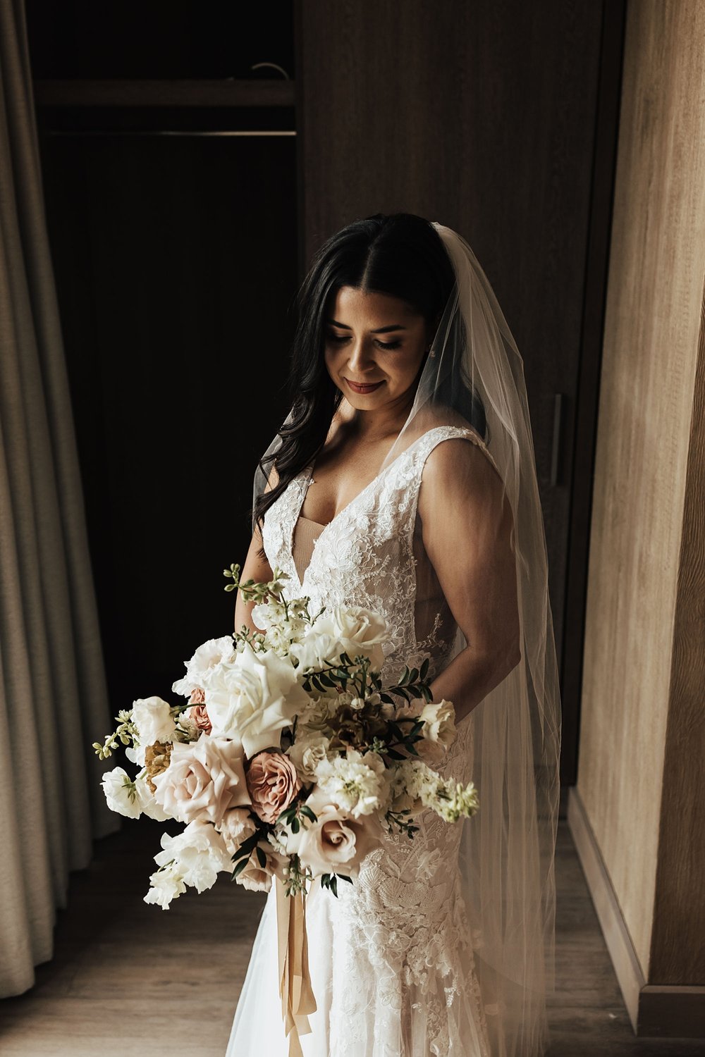 Alicia+lucia+photography+-+albuquerque+wedding+photographer+-+santa+fe+wedding+photography+-+new+mexico+wedding+photographer+-+new+mexico+wedding+-+elevated+hotel+wedding+-+luxe+wedding+-+destination+wedding_0080.jpg