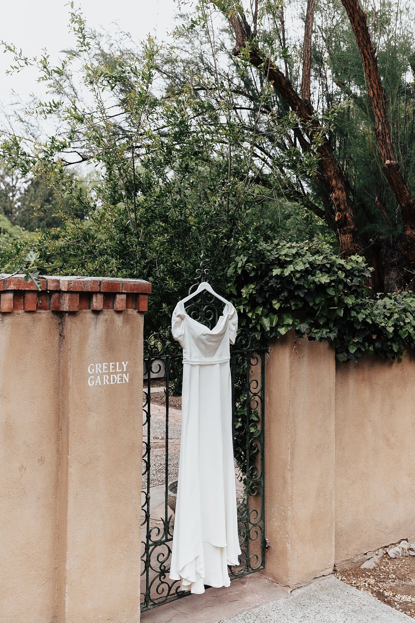 Alicia+lucia+photography+-+albuquerque+wedding+photographer+-+santa+fe+wedding+photography+-+new+mexico+wedding+photographer+-+new+mexico+wedding+-+elevated+hotel+wedding+-+luxe+wedding+-+destination+wedding_0153.jpg