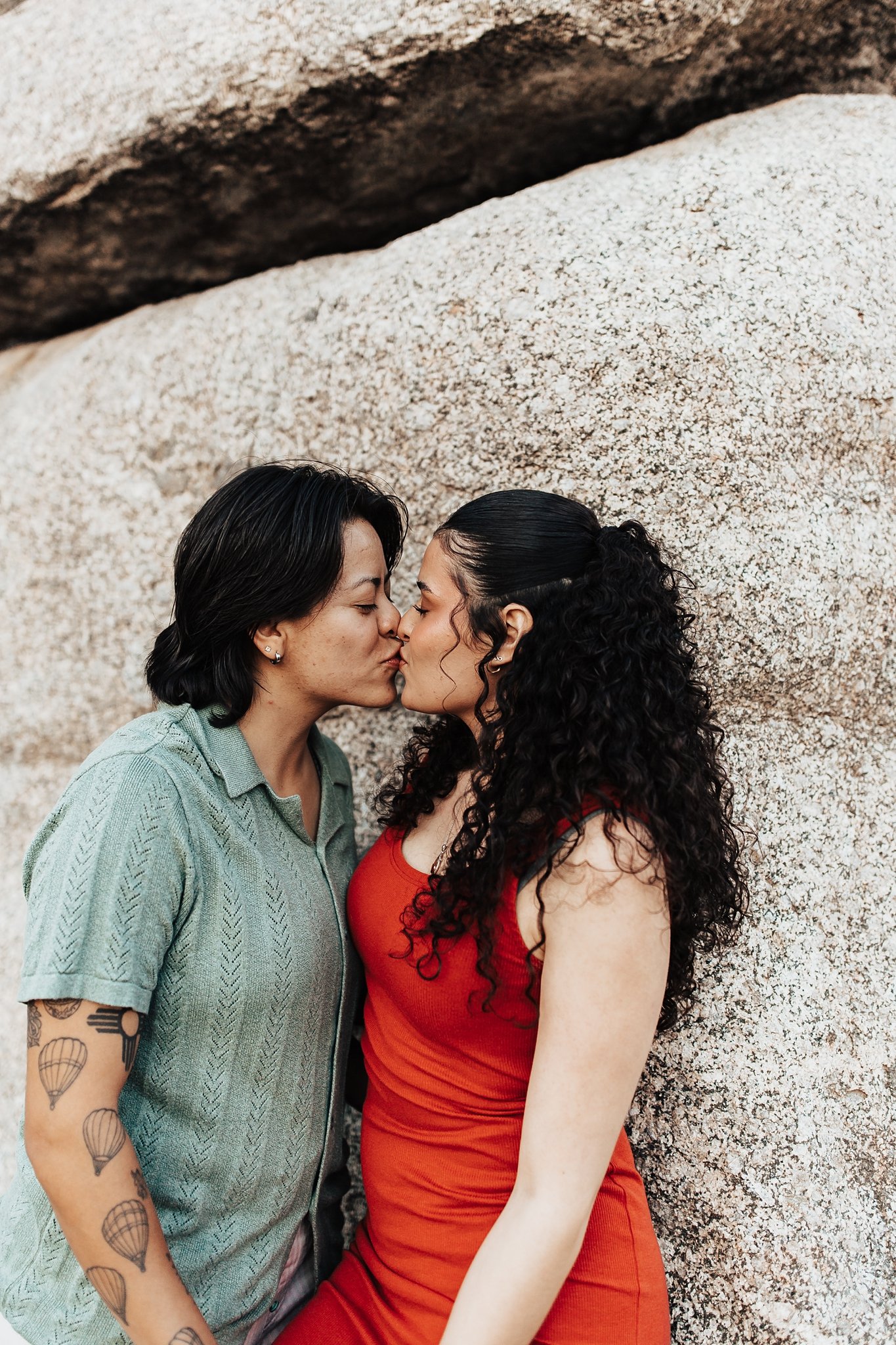 Alicia+lucia+photography+-+albuquerque+wedding+photographer+-+santa+fe+wedding+photography+-+new+mexico+wedding+photographer+-+new+mexico+wedding+-+desert+engagement+-+lgbtq+engagement+-+southwest+wedding_0015.jpg