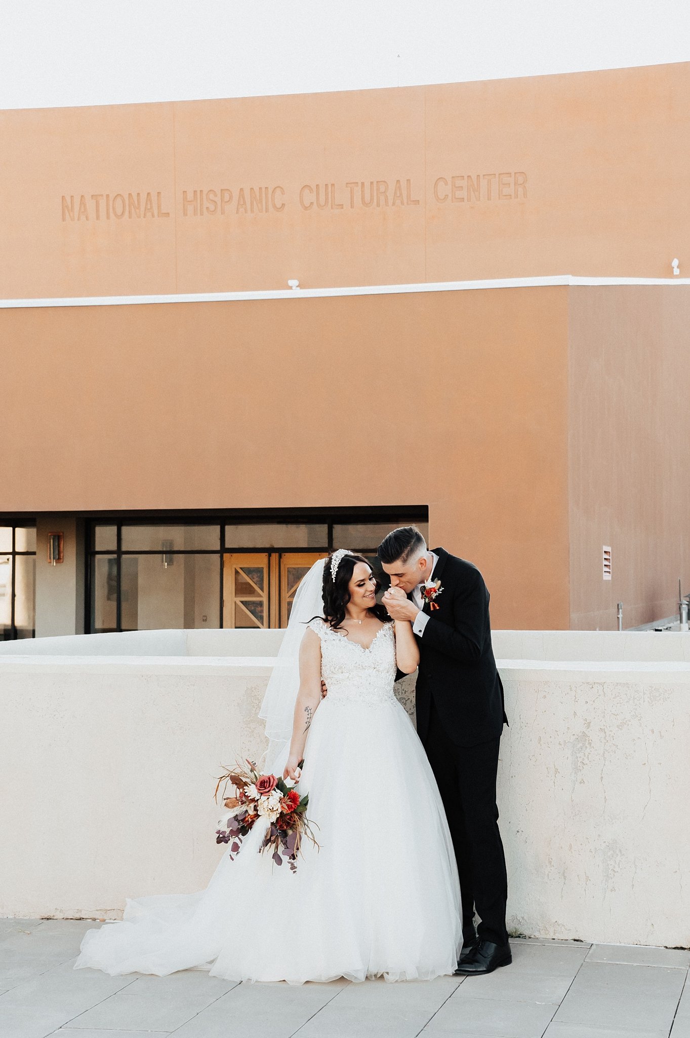 Alicia+lucia+photography+-+albuquerque+wedding+photographer+-+santa+fe+wedding+photography+-+new+mexico+wedding+photographer+-+new+mexico+wedding+-+southwestern+wedding+-+destination+wedding+-+santa+fe+wedding_0112.jpg