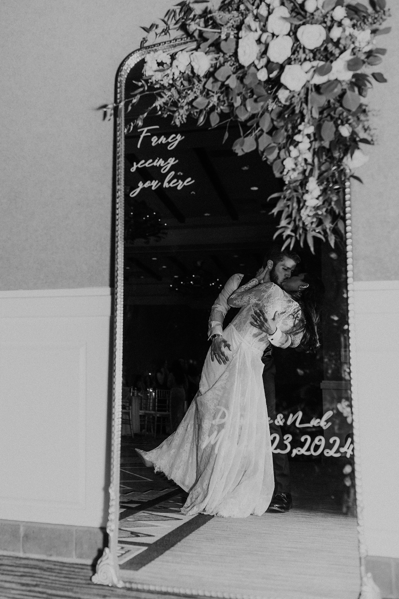Alicia+lucia+photography+-+albuquerque+wedding+photographer+-+santa+fe+wedding+photography+-+new+mexico+wedding+photographer+-+new+mexico+wedding+-+hotel+albuquerque+wedding+-+hotel+chaco+wedding+-+southwest+wedding_0143.jpg