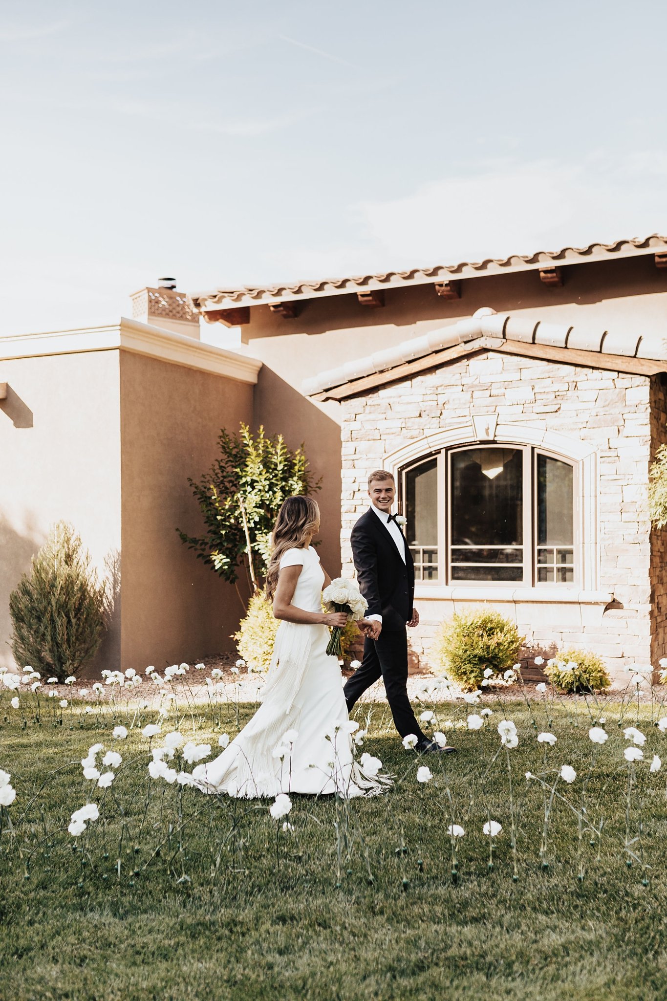 Alicia+lucia+photography+-+albuquerque+wedding+photographer+-+santa+fe+wedding+photography+-+new+mexico+wedding+photographer+-+new+mexico+wedding+-+backyard+wedding+-+southwest+wedding+-+destination+wedding_0012.jpg