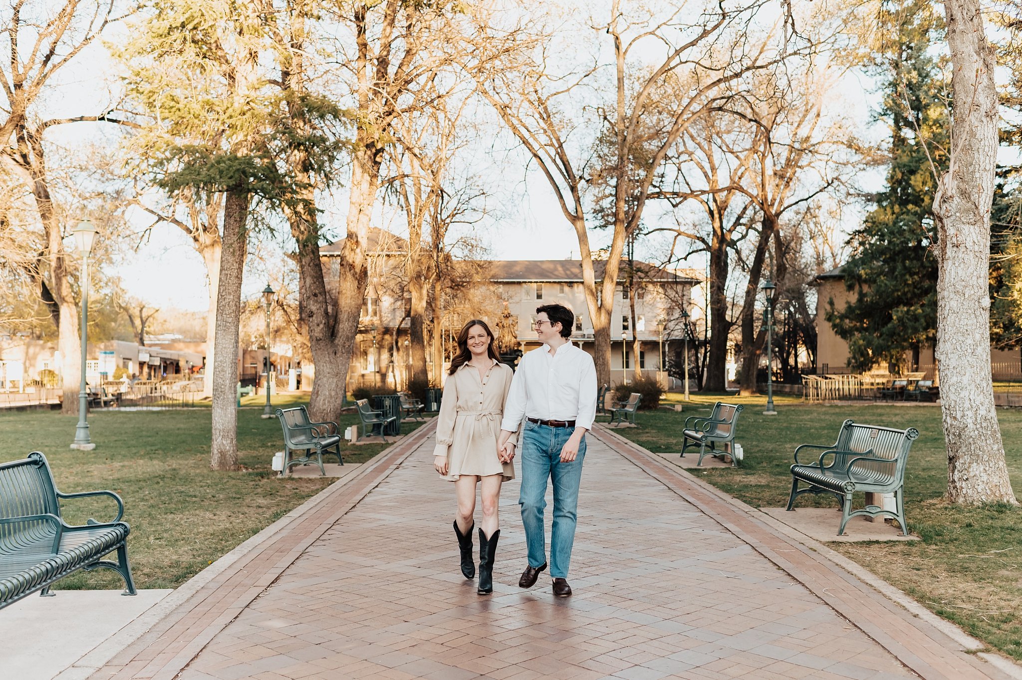 Alicia+lucia+photography+-+albuquerque+wedding+photographer+-+santa+fe+wedding+photography+-+new+mexico+wedding+photographer+-+new+mexico+wedding+-+santa+fe+engagement+-+santa+fe+plaza+-+la+fonda+engagement_0052.jpg