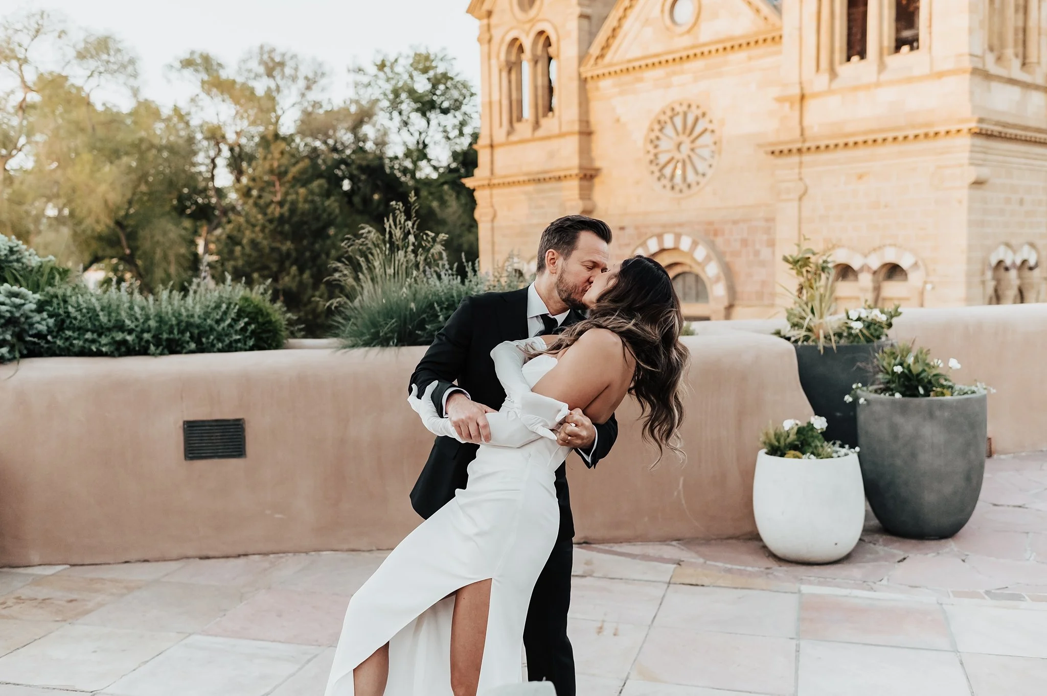 Alicia+lucia+photography+-+albuquerque+wedding+photographer+-+santa+fe+wedding+photography+-+new+mexico+wedding+photographer+-+santa+fe+-+loretto+wedding+-+loretto+chapel+wedding+-+taos+wedding_0143.jpg