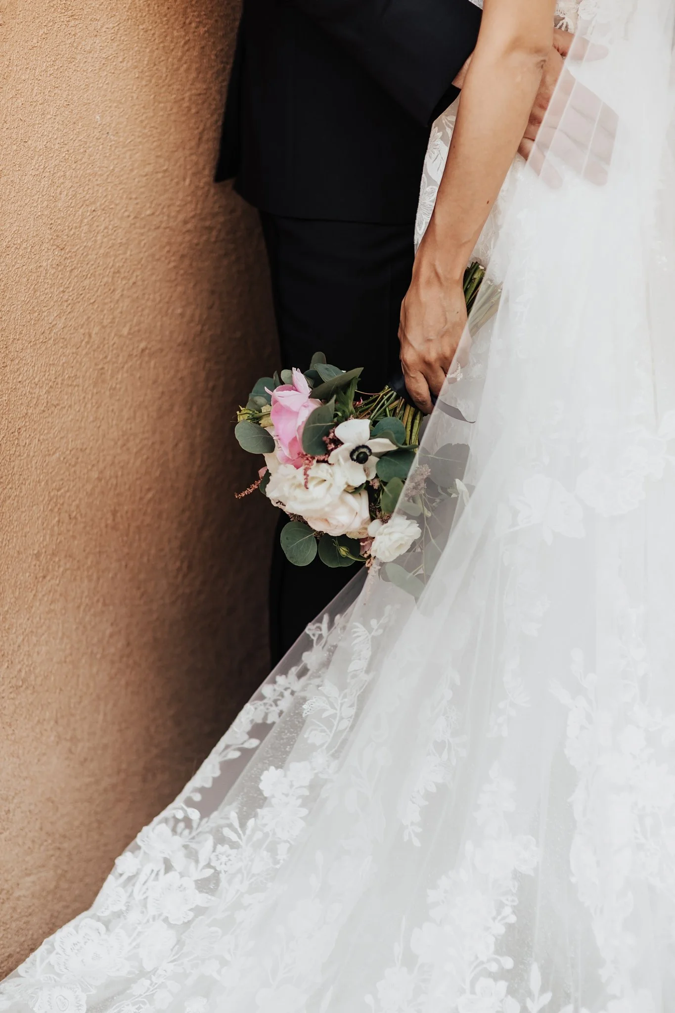 Alicia+lucia+photography+-+albuquerque+wedding+photographer+-+santa+fe+wedding+photography+-+eldorado+wedding+-+cathedral+wedding+-+southwest+wedding_0062.jpg