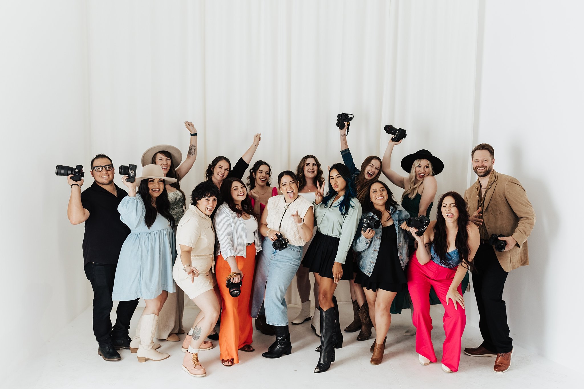 Alicia+lucia+photography+-+albuquerque+wedding+photographer+-+santa+fe+wedding+photography+-+head+shots+-+team+photos+-+destination+photographers_0010.jpg