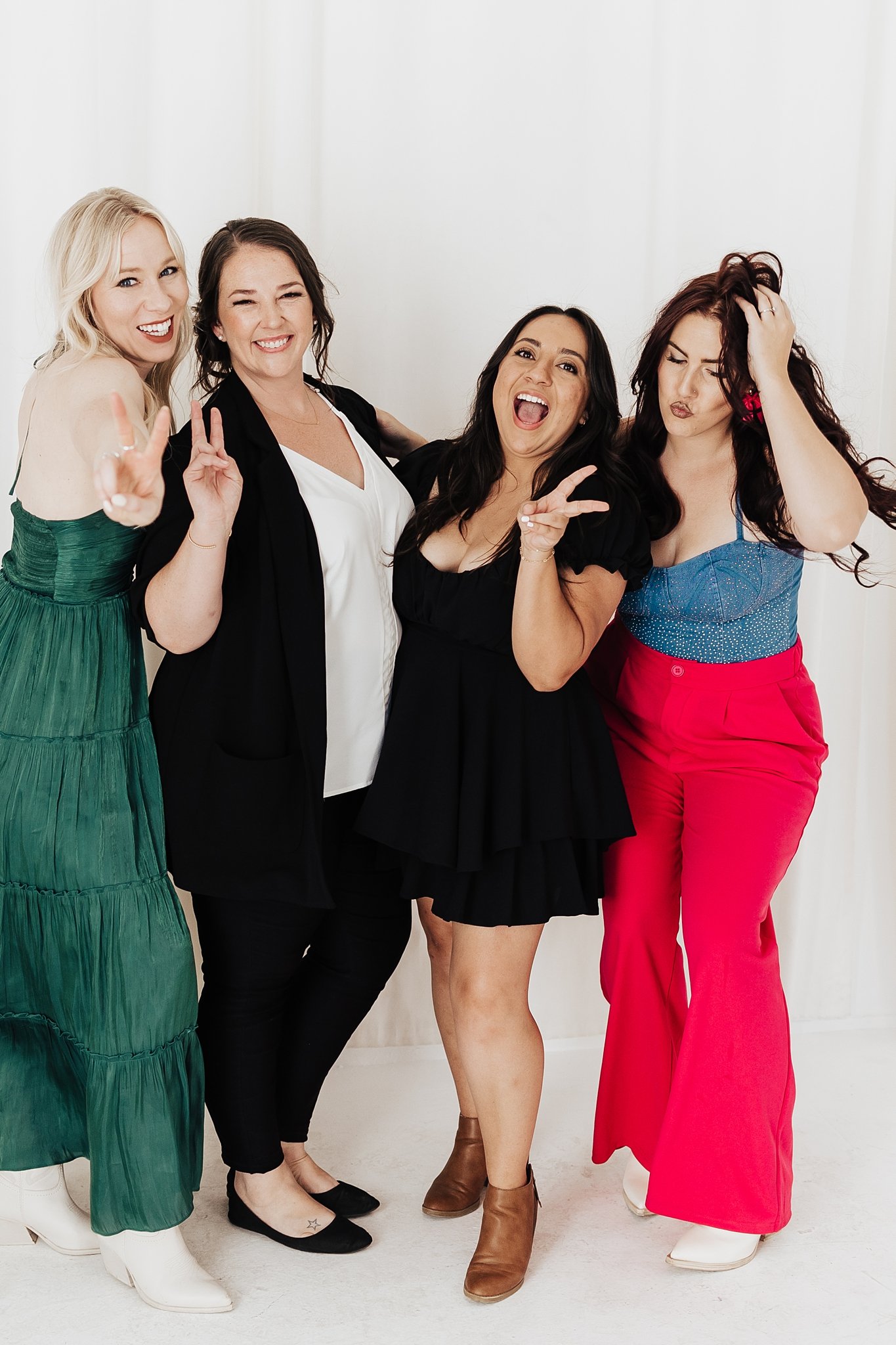 Alicia+lucia+photography+-+albuquerque+wedding+photographer+-+santa+fe+wedding+photography+-+head+shots+-+team+photos+-+destination+photographers_0013.jpg