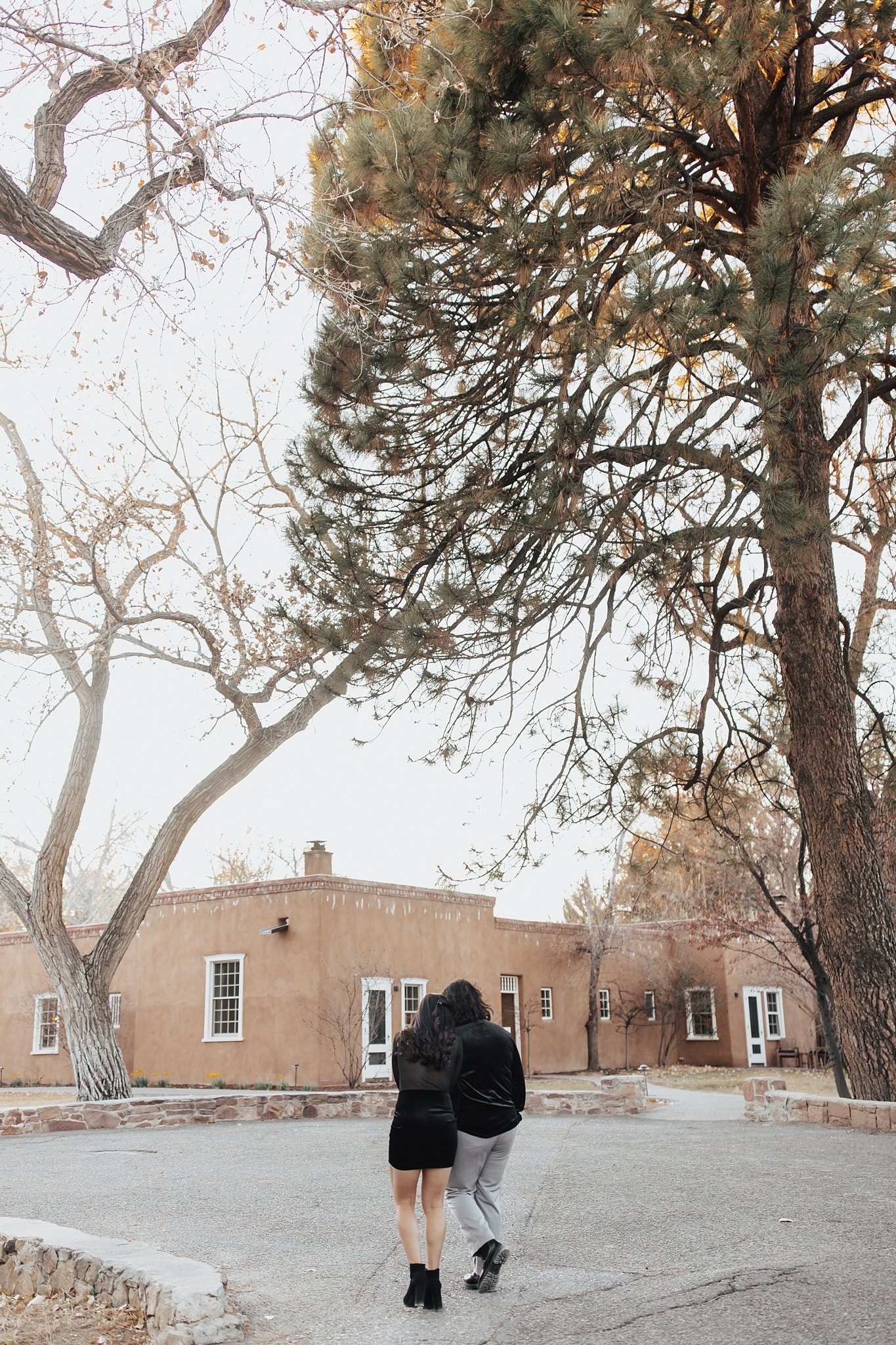 Alicia+lucia+photography+-+southwest+wedding+photographer+-+los+poblanos+wedding+-+destination+engagement+-+surprise+proposal_0024.jpg