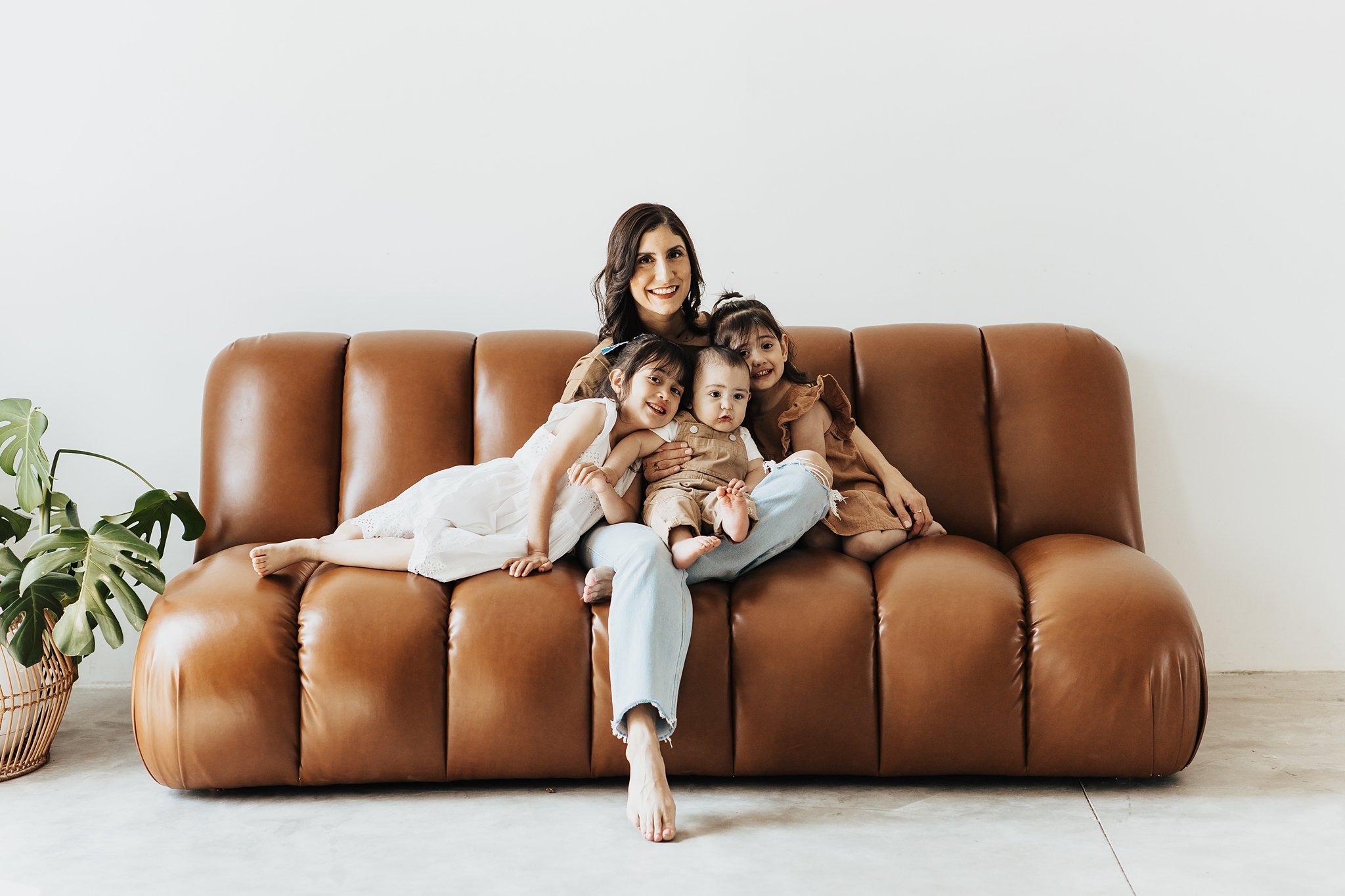 Alicia+lucia+photography+-+portrait+photographer+-+destination+wedding+-+portrait+session_0001.jpg