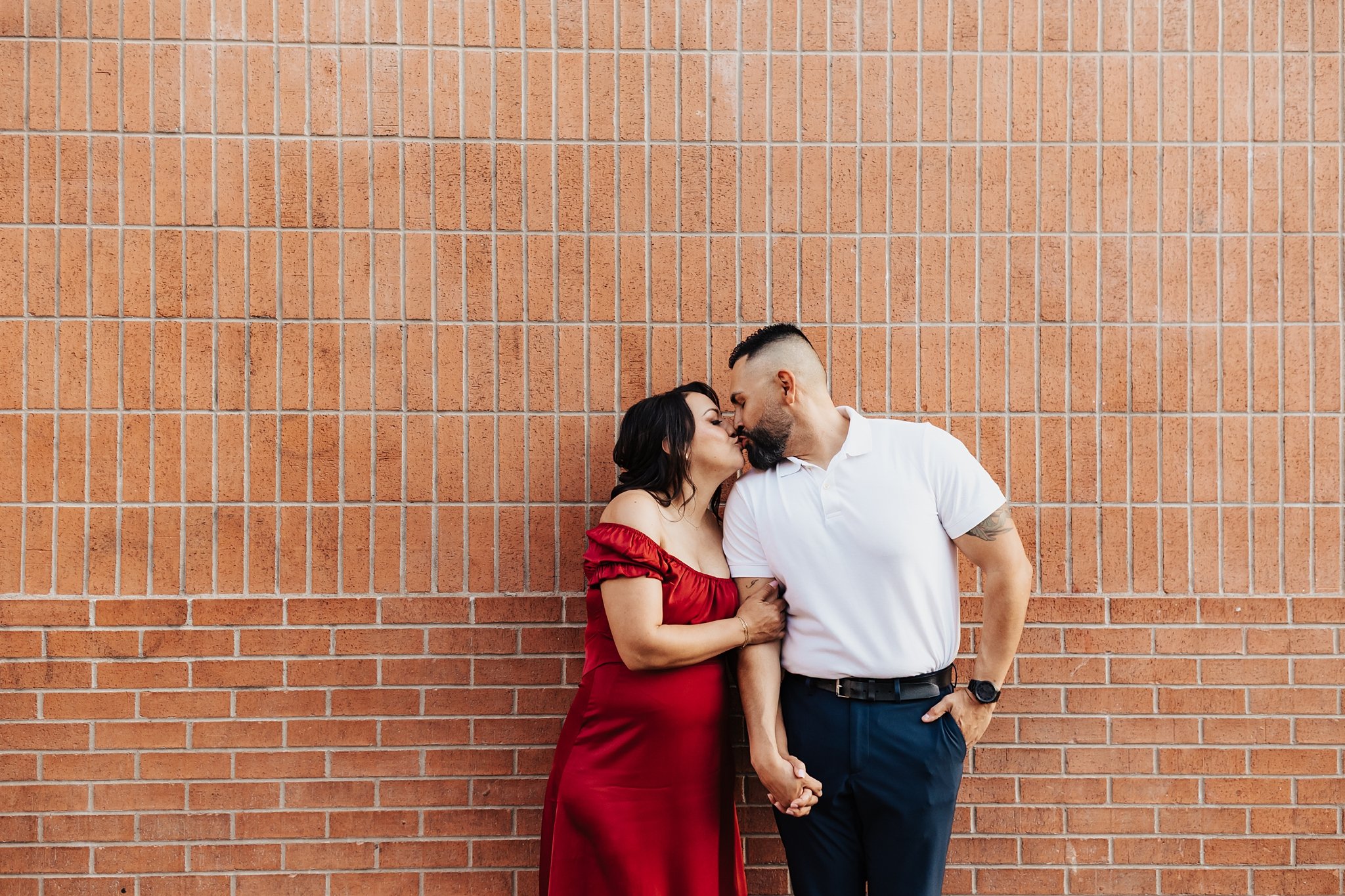 Alicia+lucia+photography+-+southwest+photographer+-+destination+wedding+-+downtown+engagement_0021.jpg