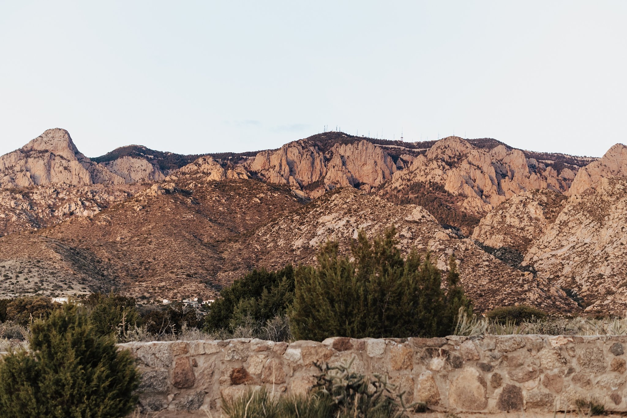 Alicia+lucia+photography+-+blame+her+ranch+-+ranch+wedding+-+desert+wedding_0051.jpg