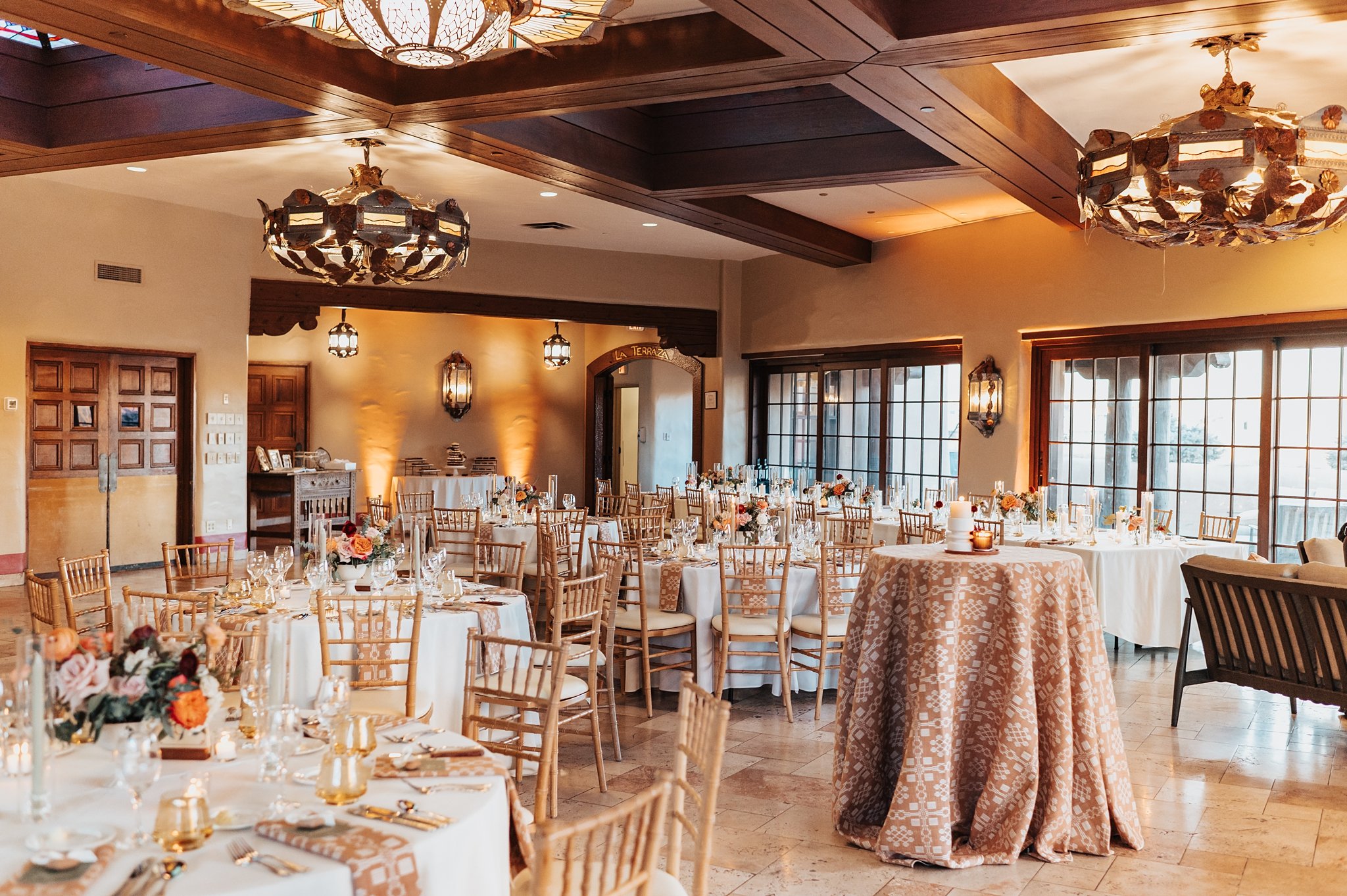 Alicia+lucia+photography+-+destination+wedding+-+southwest+wedding+-+la+fonda+wedding_0124.jpg