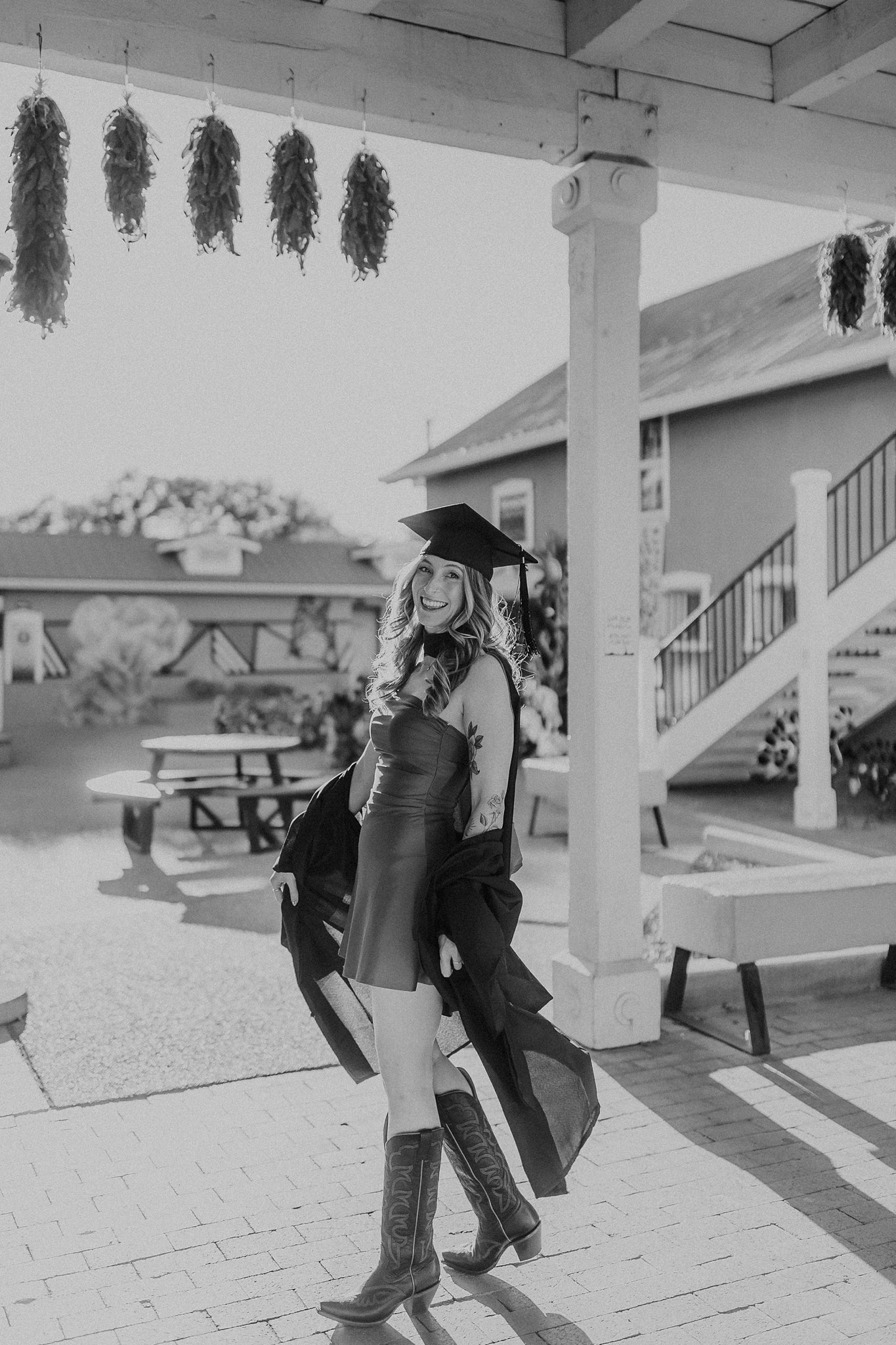 Alicia+lucia+photography+-+destination+wedding+-+graduation+portraits+-+graduation+session_0038.jpg